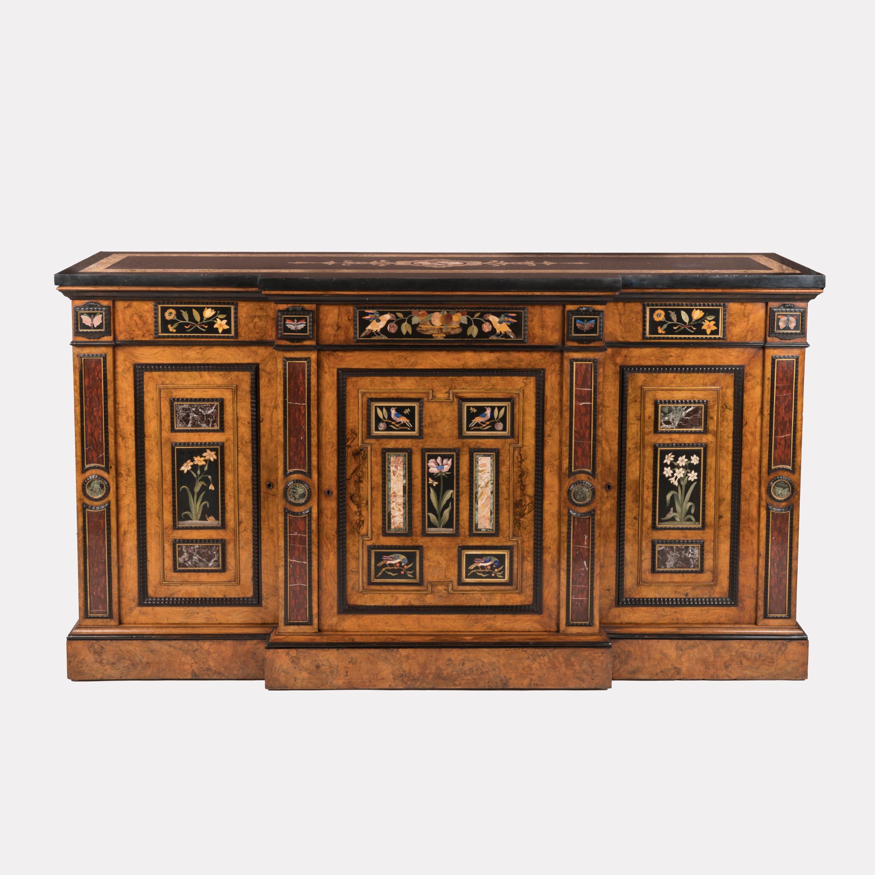 Rare cabinet de 