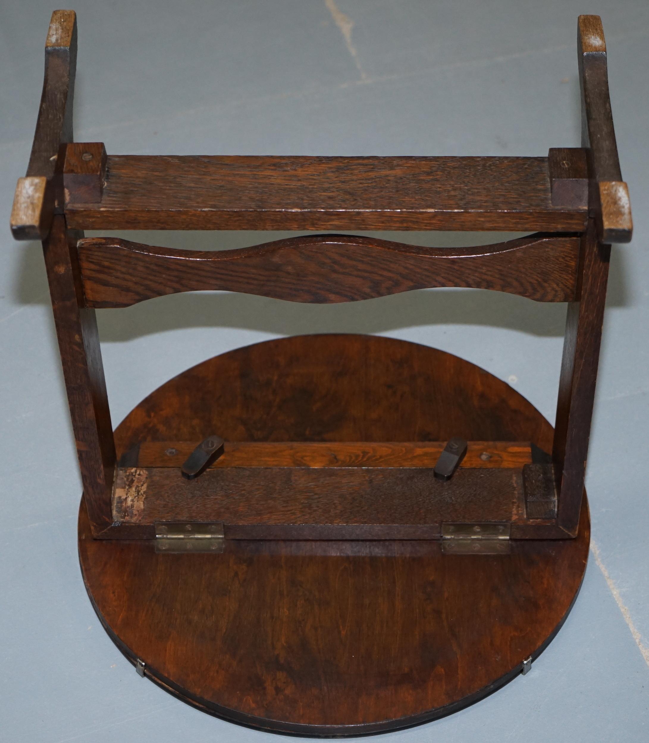 Rare English Oak Tilt-Top Side Table with Hand Painted Picture Glass Case Lovely For Sale 5