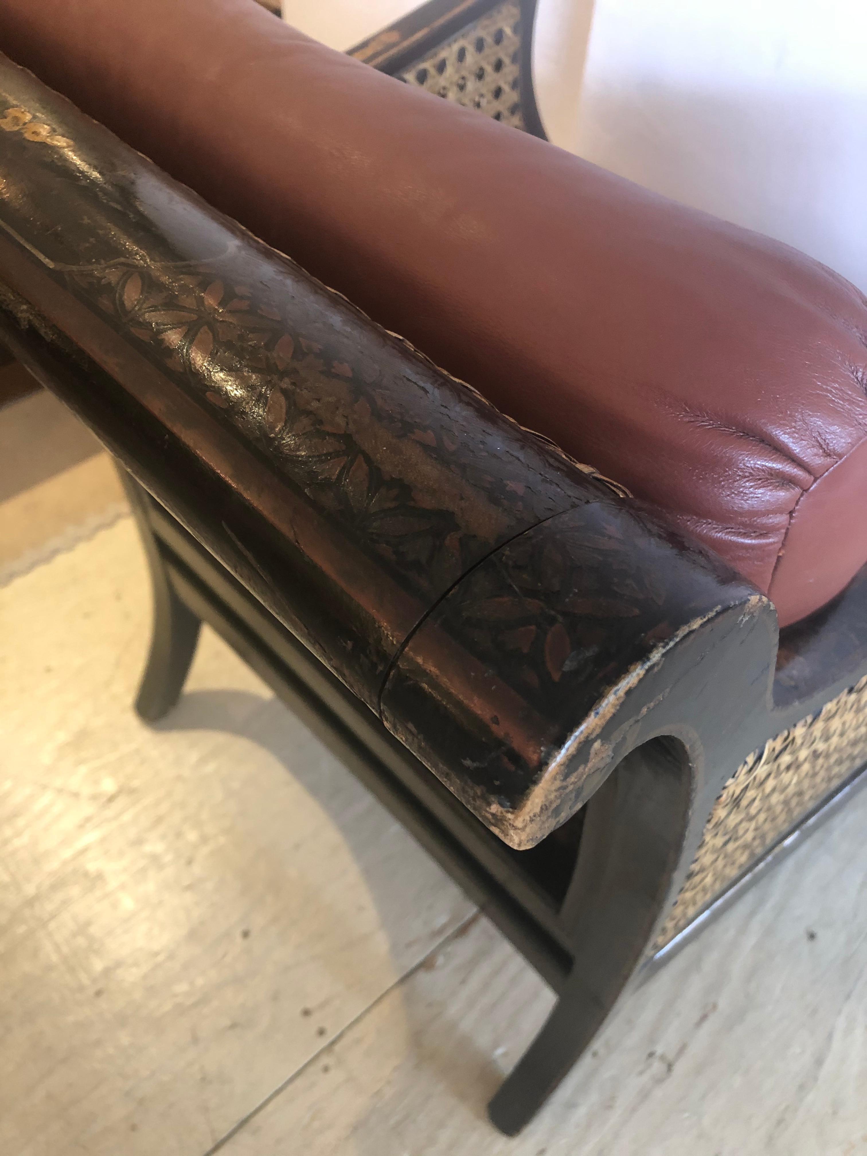 Rare fauteuil Chinoiserie anglaise Regency à double cannage avec coussins en cuir en vente 3