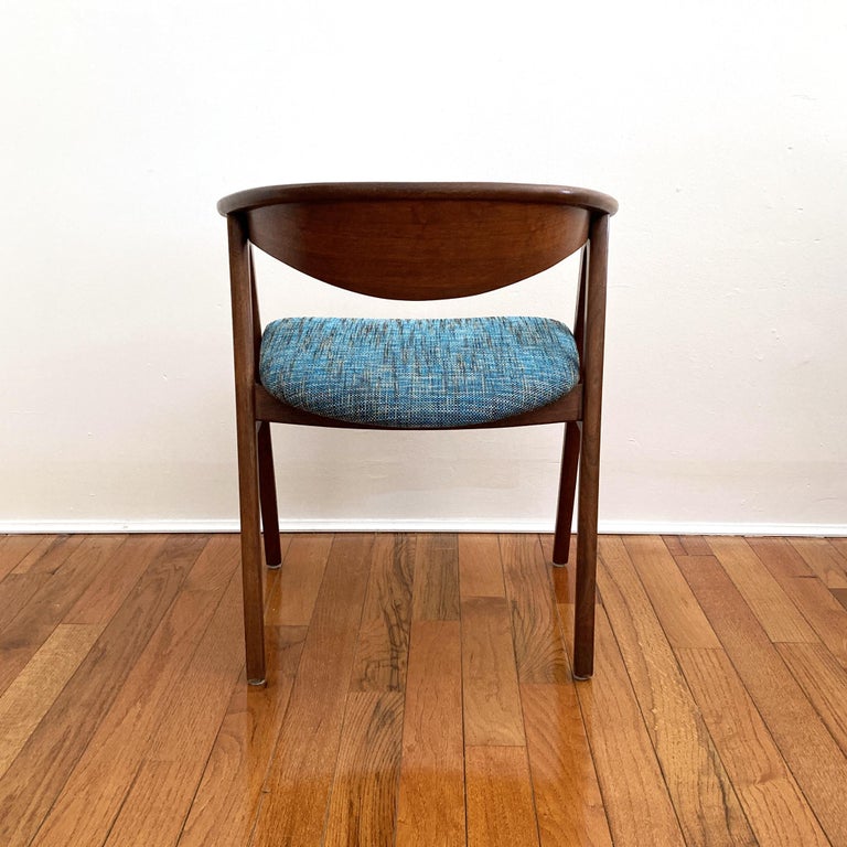 Rare Erik Kirgegaard Model 52 Walnut Armchair with Blue Tweed Seat In Good Condition For Sale In New York, NY