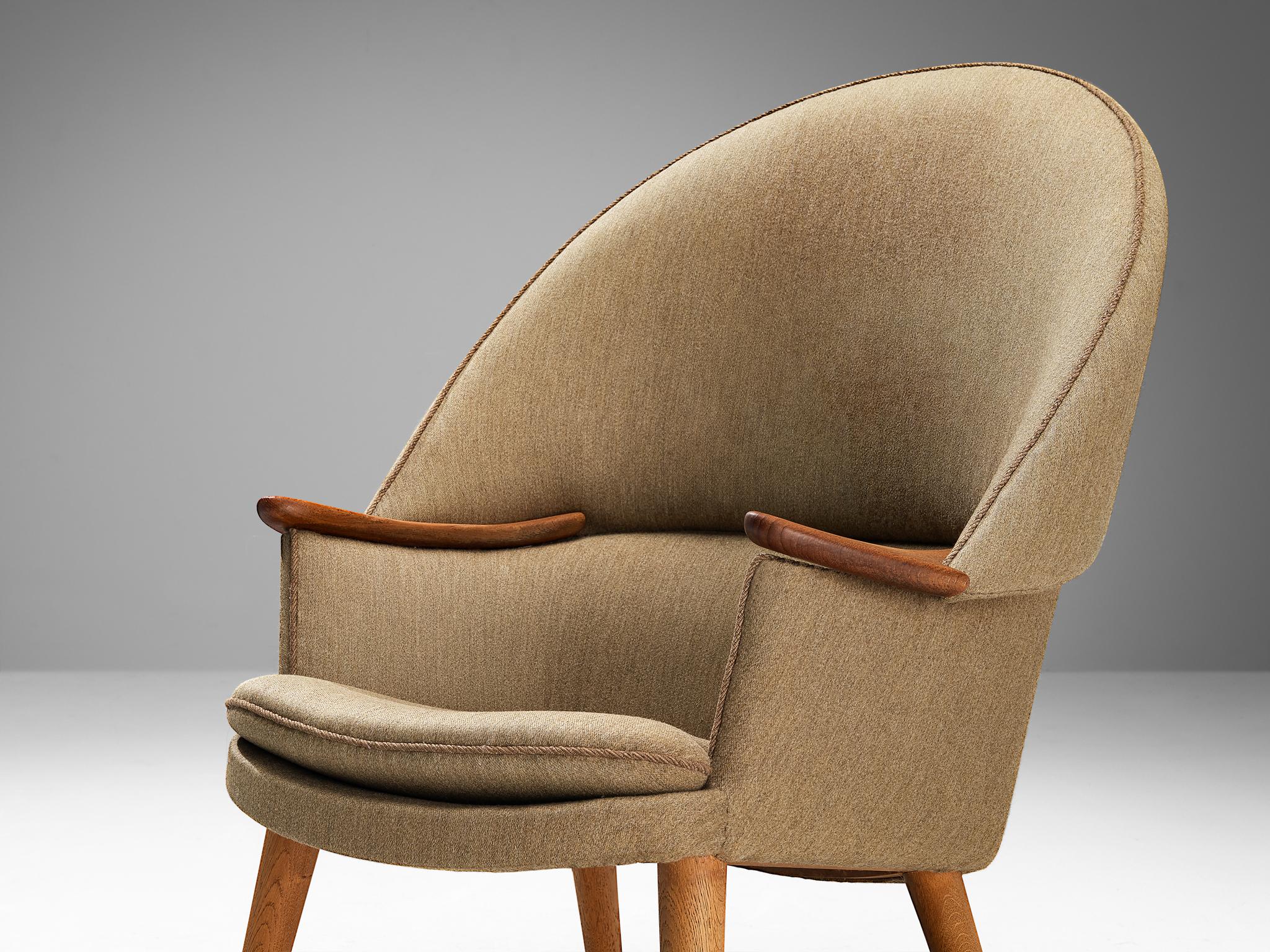 Rare Erik Ole Jørgensen for Chris Sørensen Lounge Chair in Beige Wool In Good Condition For Sale In Waalwijk, NL