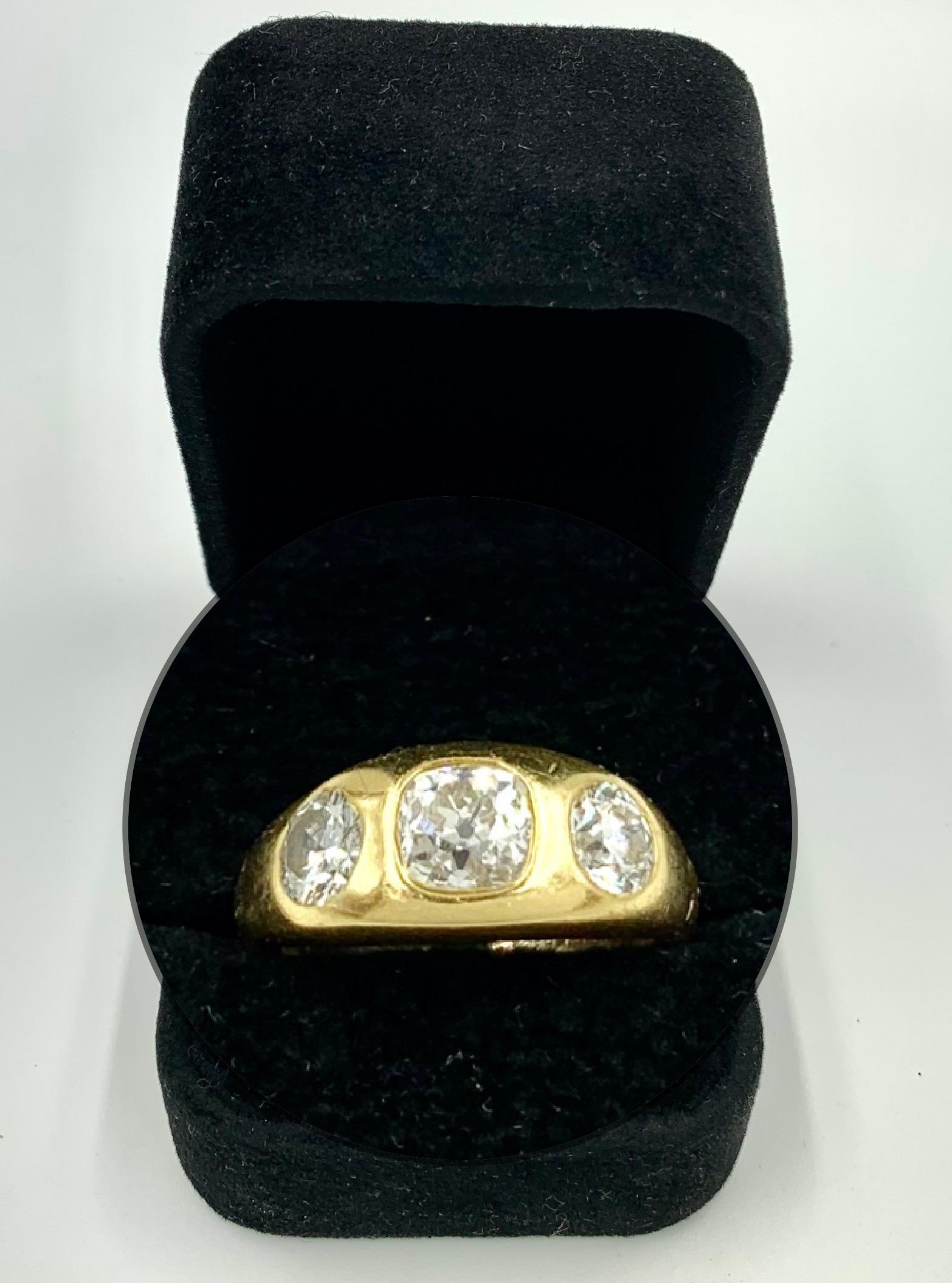 Seltener erweiterbarer Zigeunerring mit drei Steinen, Estate 1,75 TCW Diamant 14K Gold mit Scharnier im Zustand „Gut“ in New York, NY