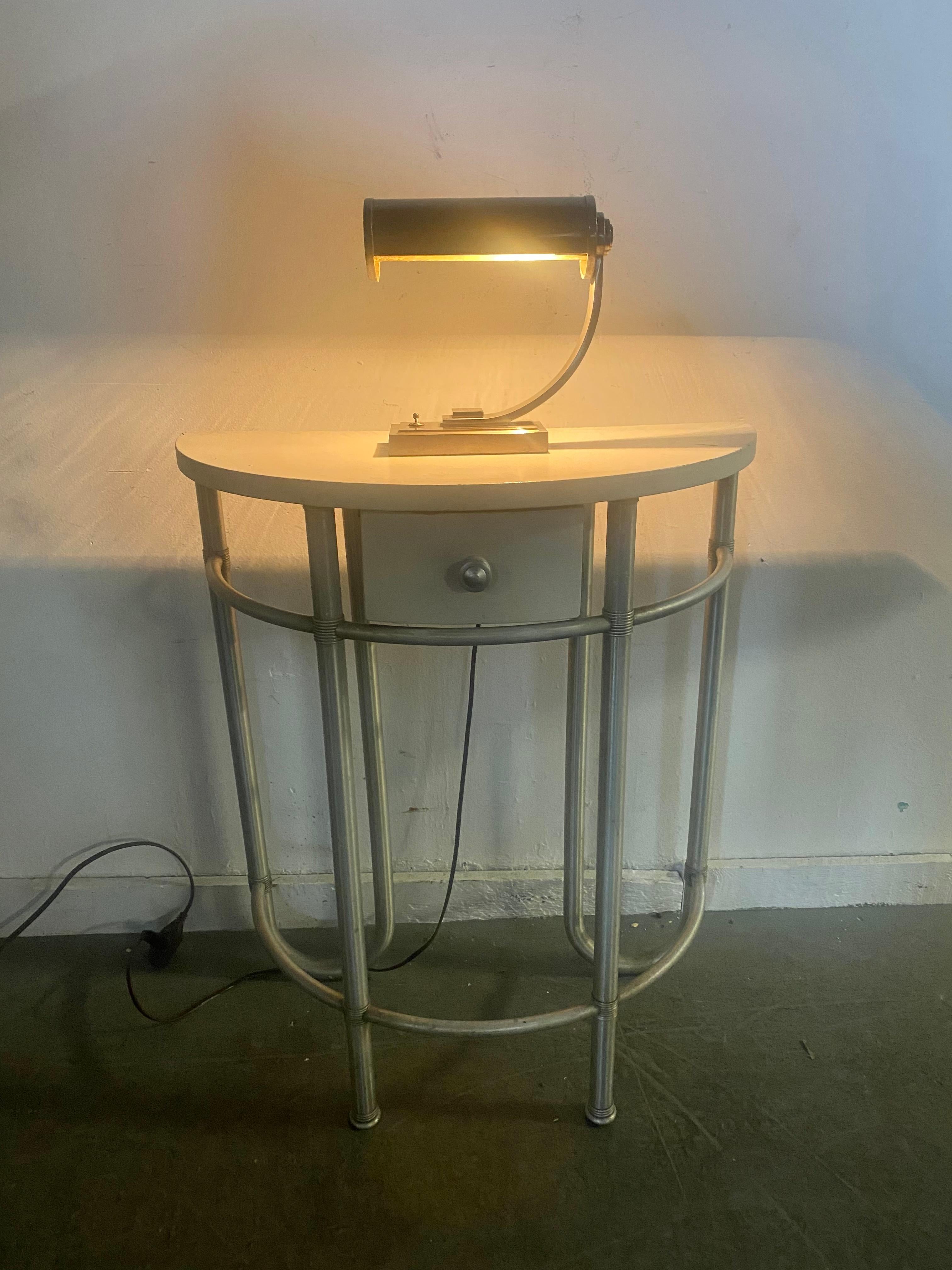 Rare Example, Bauhaus / Art Deco Desk Lamp Designed by Gilbert Rohde For Sale 5