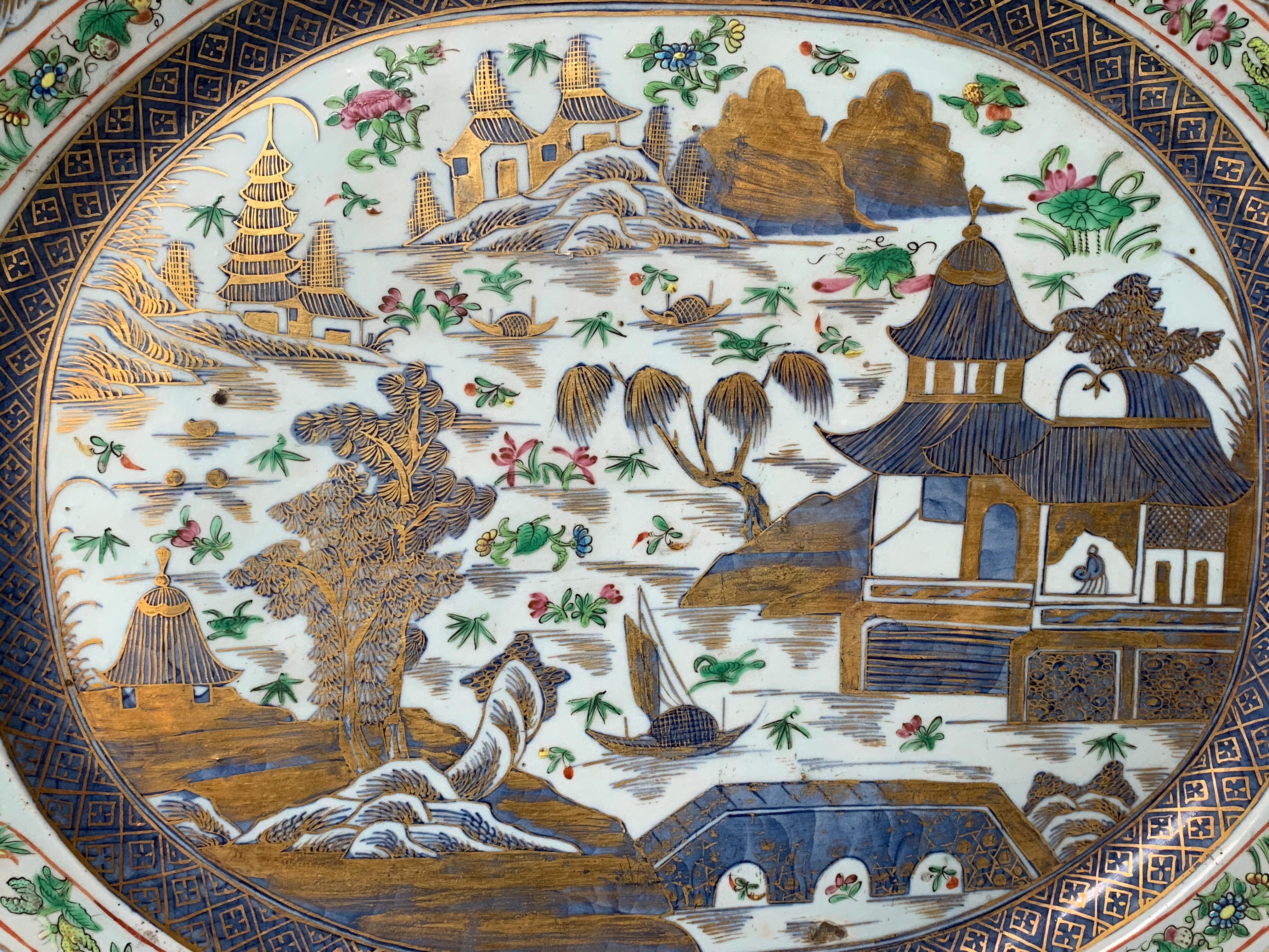 Rare Exceptional Large 18th Century Chinese Export Platter In Good Condition For Sale In Dallas, TX
