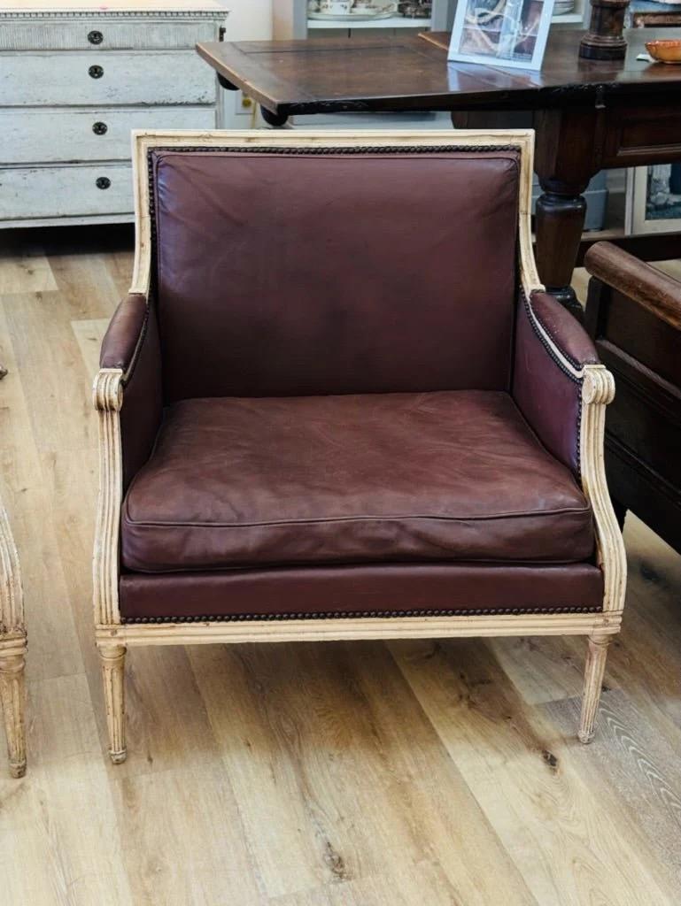 Seltenes, außergewöhnliches Paar Marquis-Stühle aus der Zeit Ludwigs XVI., 1780 (Louis XVI.) im Angebot