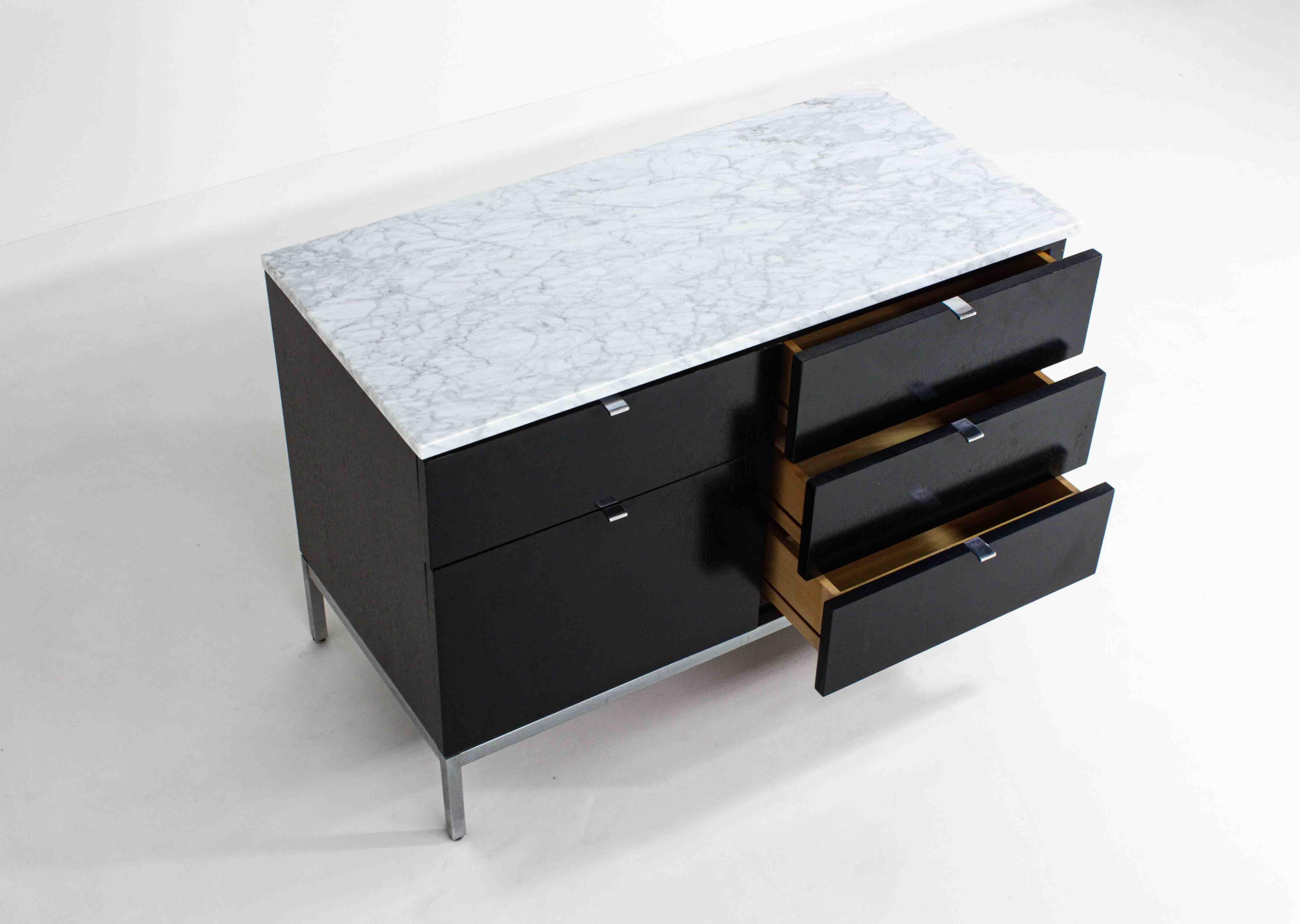 Rare executive cabinet by Florence Knoll for Knoll International, 1960s For Sale 5