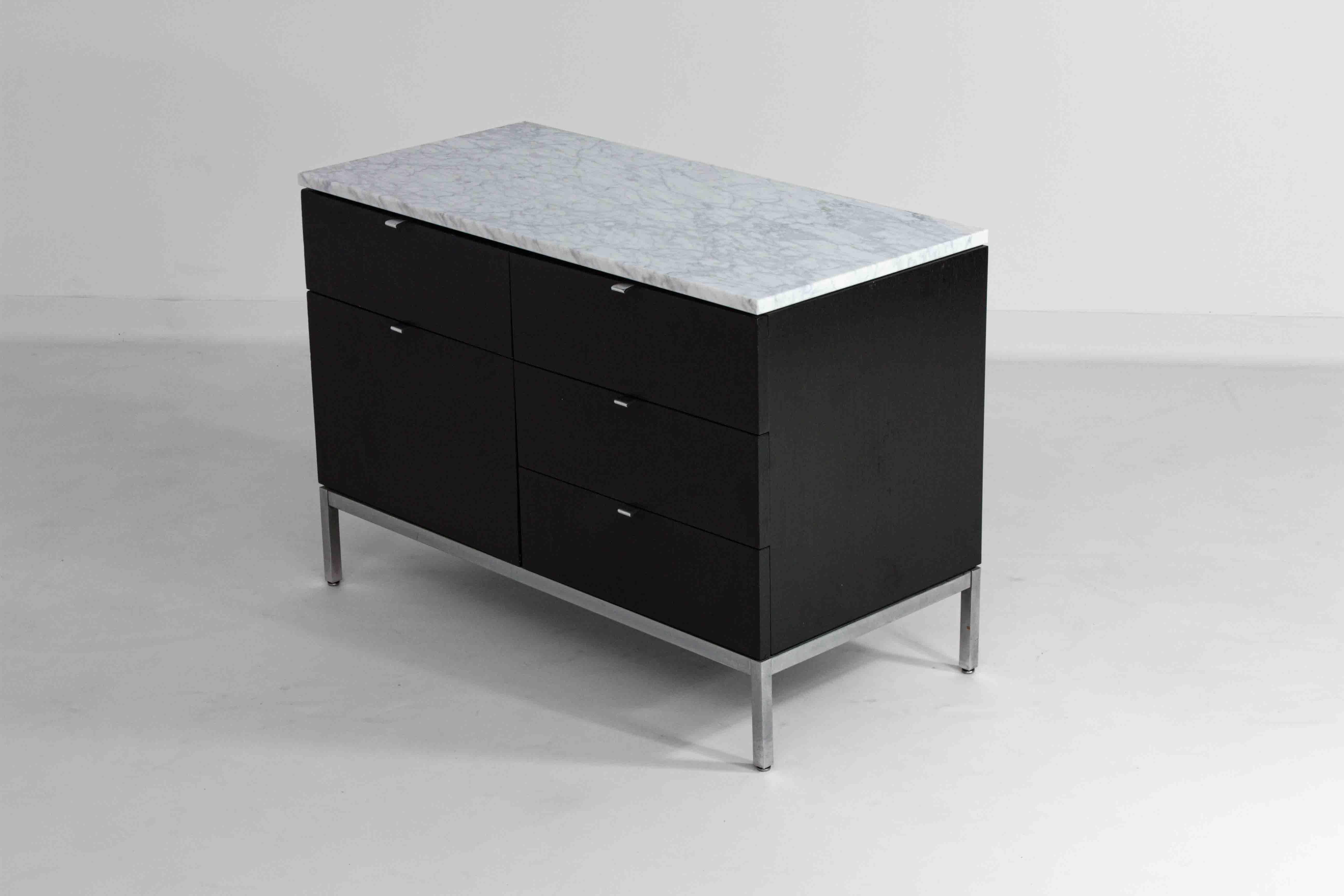 Rare executive cabinet by Florence Knoll for Knoll International, 1960s For Sale 7