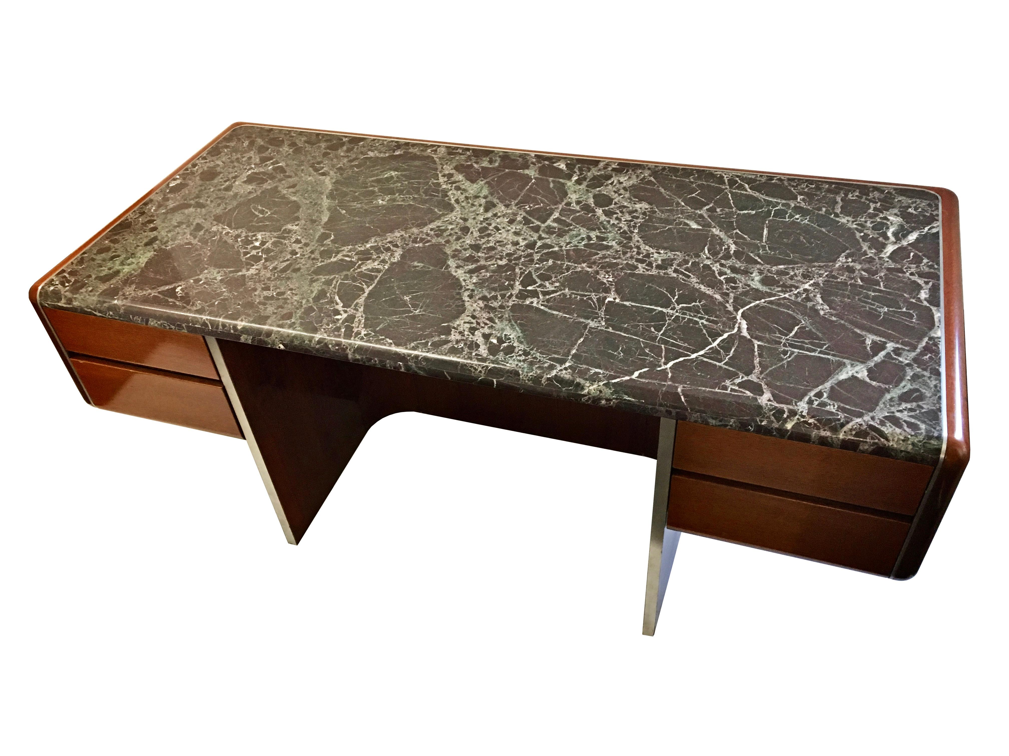 Rare Executive Desk by Vladimir Kagan, USA, 1970s In Good Condition In Jersey City, NJ