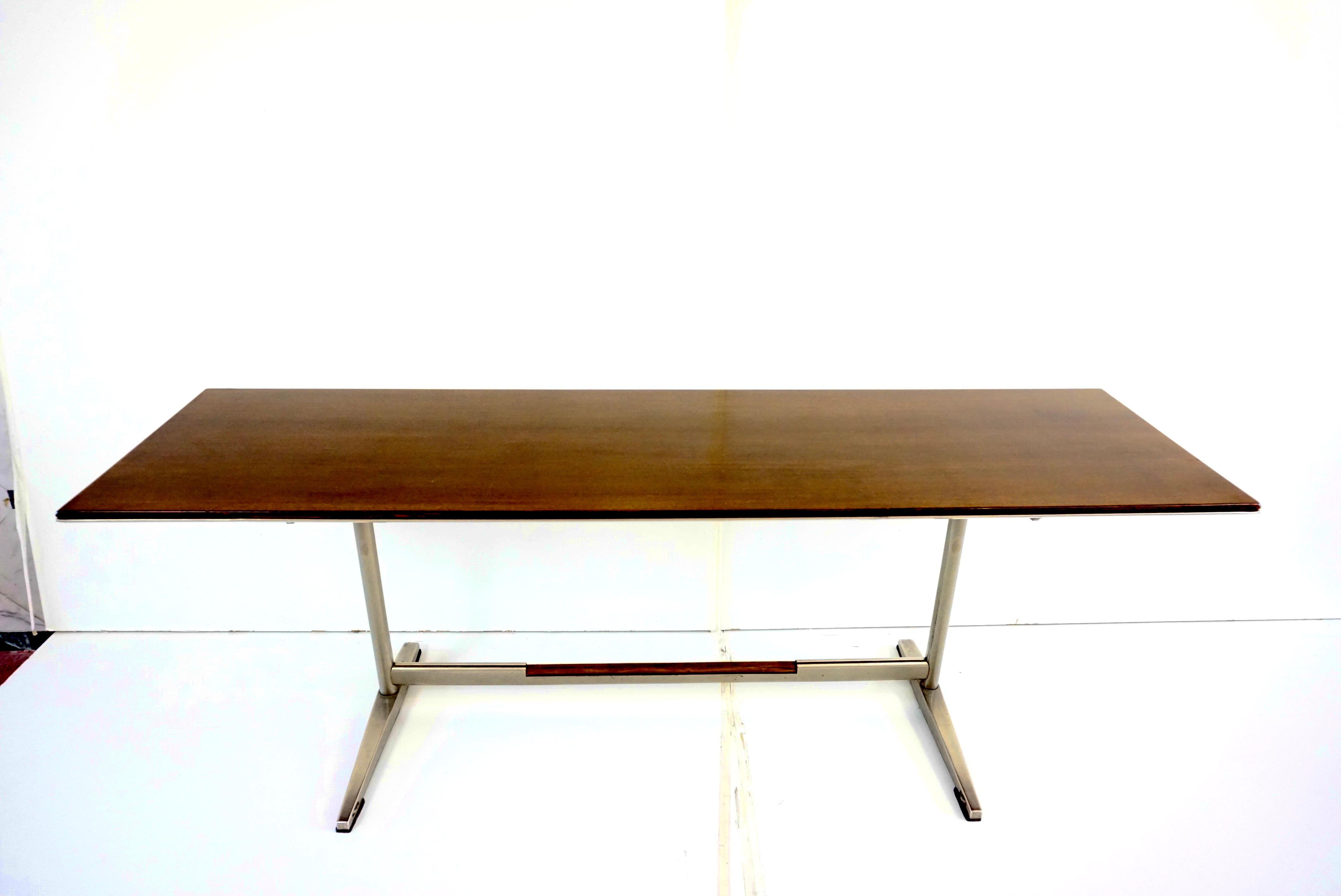 Rare executive large desk by Gio Ponti for the Pirelli Tower in Milano 1961
Executed by RIMA PADOVA ITALY
This model is very rare for the dimension, very large and not very wide (210cm and 60cm ) 
Used also as a consolle table 
Walnut ( mahogany
