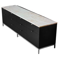 Rare buffet de direction de Florence Knoll en marbre aurore rose, années 1960