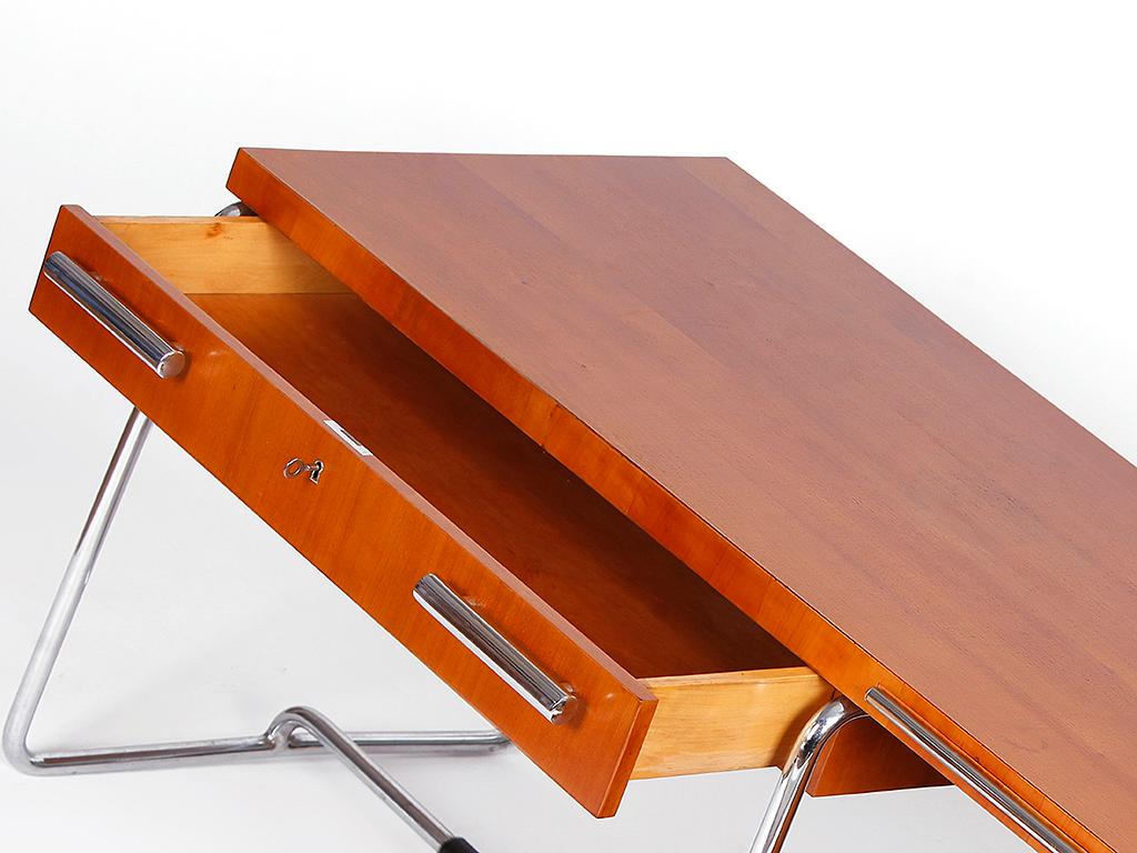 Rare Executive Tubular Steel Desk by Mücke-Melder, 1930s For Sale 1