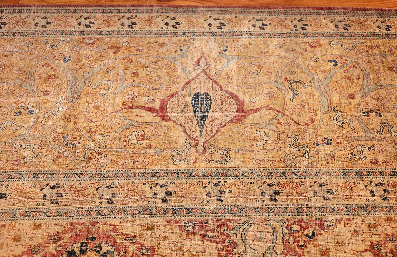 Antique Persian Silk Tabriz by Haji Jalili. 15 ft 8 in x 24 ft 6 in In Excellent Condition For Sale In New York, NY