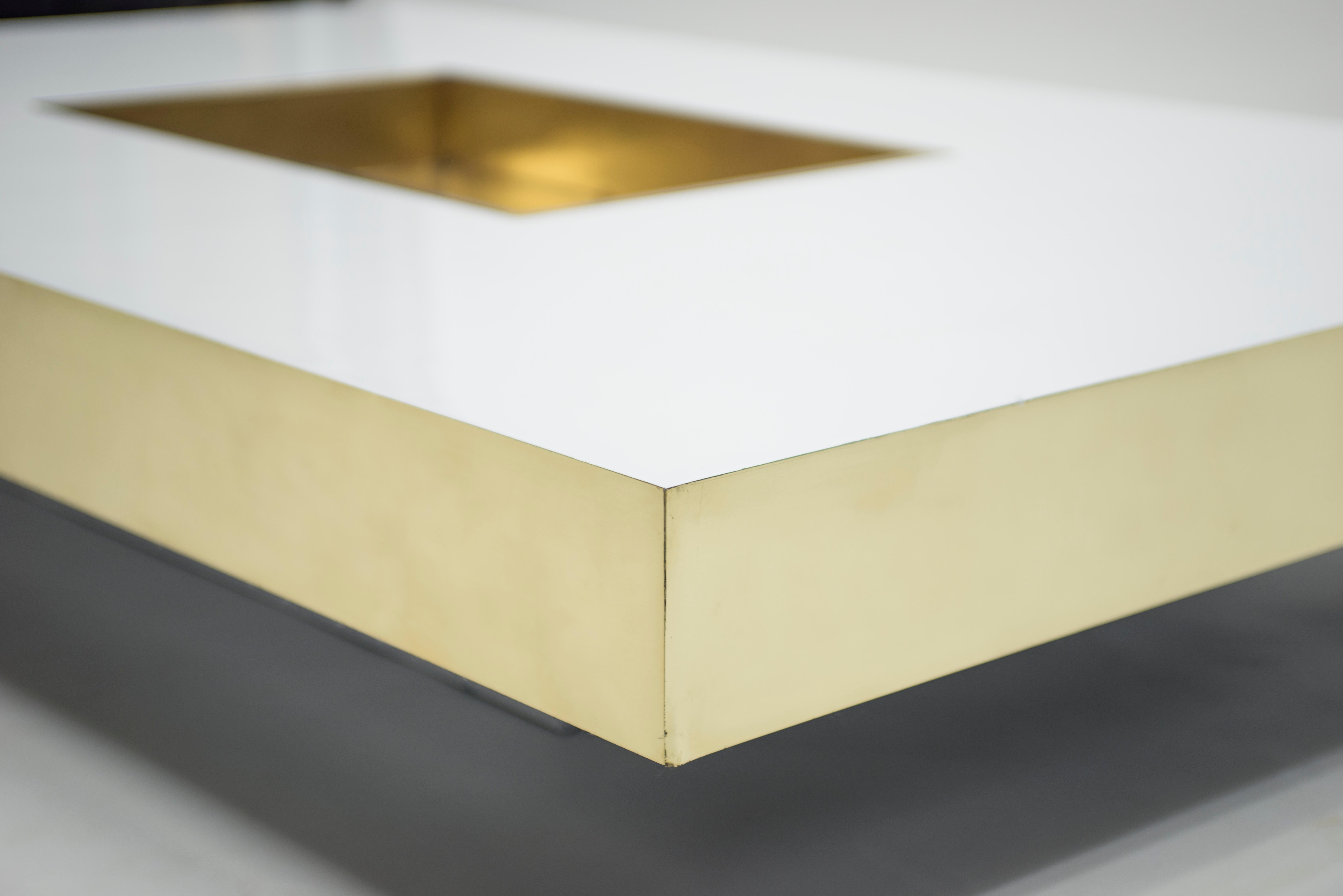 Rare Extra Large Willy Rizzo White Lacquer and Brass Bar Coffee Table, 1970s 3