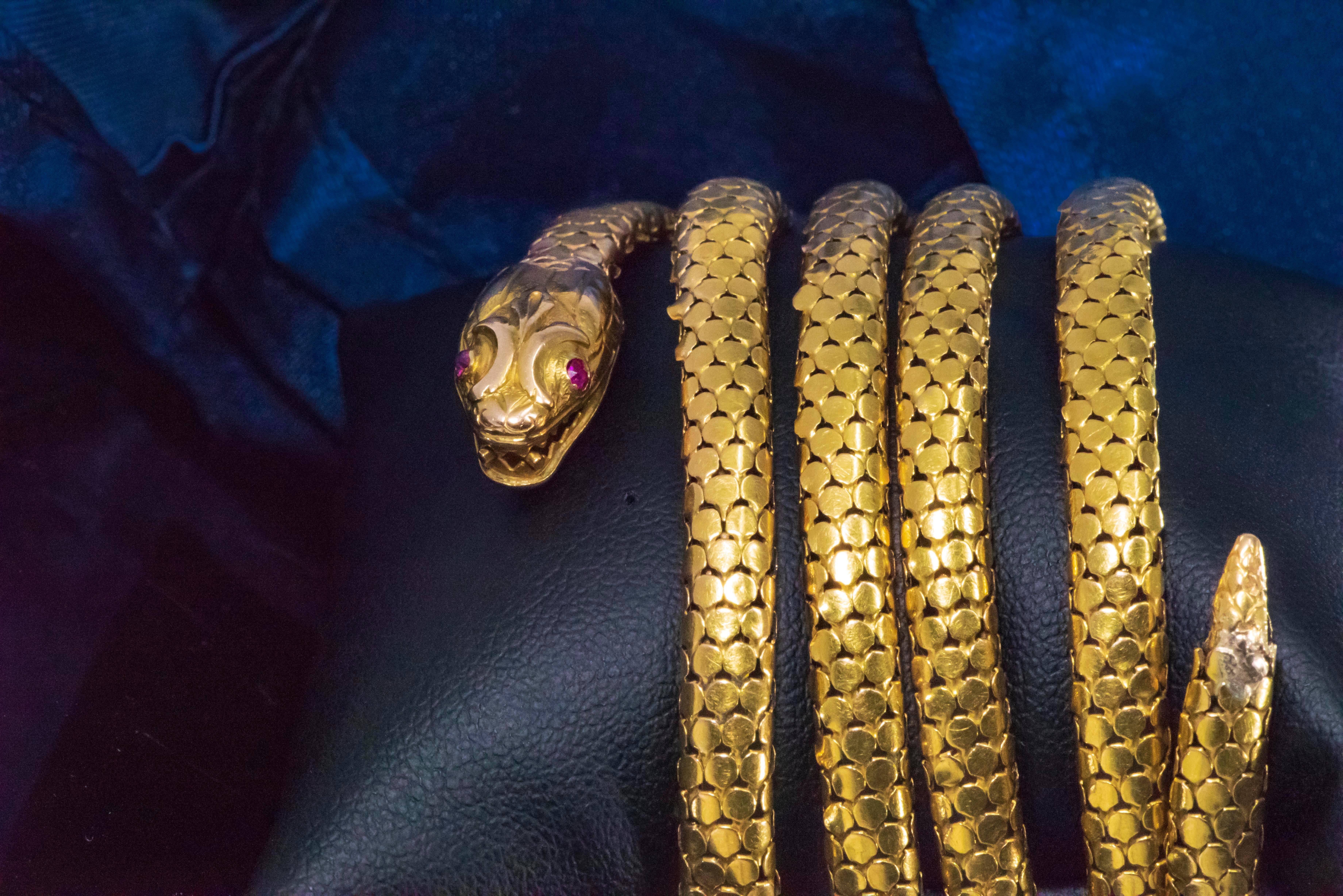 Rare Extra Long 7 Coil French 1880s Victorian 18kt Gold Anaconda Snake Bracelet 5