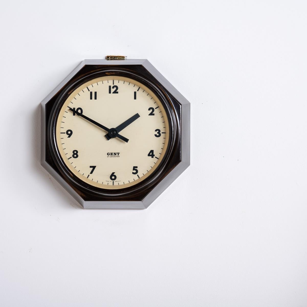 Rare Extra Small Octagonal Bakelite Wall Clock by Gent of Leicester For Sale 3