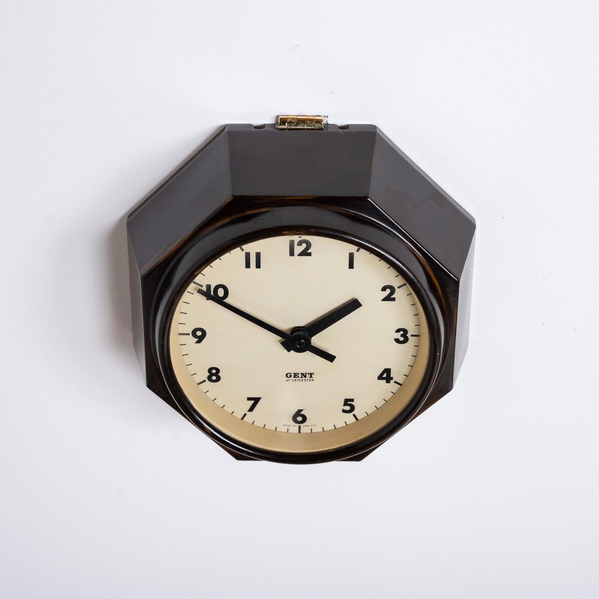 Rare Extra Small Octagonal Bakelite Wall Clock by Gent of Leicester For Sale 4
