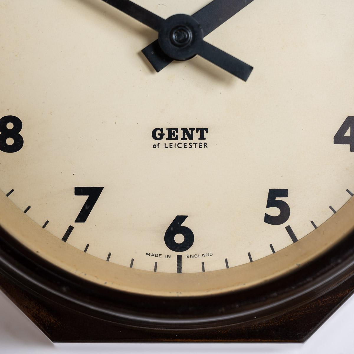 Rare Extra Small Octagonal Bakelite Wall Clock by Gent of Leicester For Sale 6