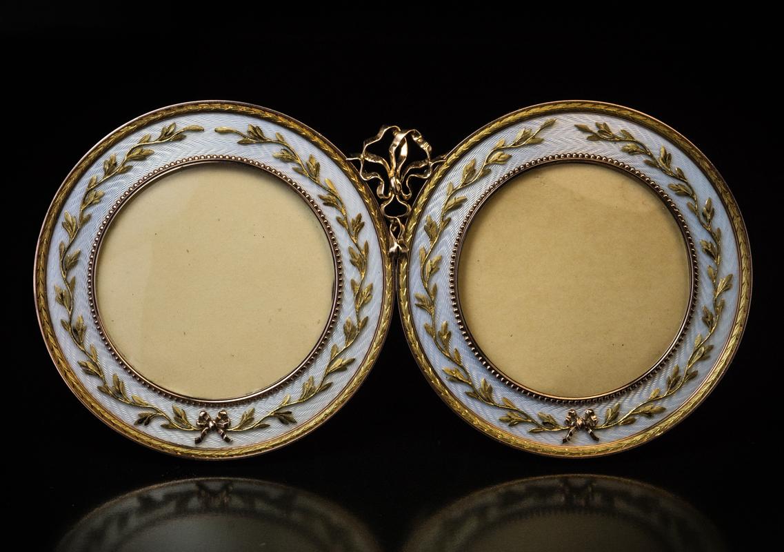 Seltener antiker russischer Faberge-Doppelbildrahmen aus Gold und Emaille (Edwardian)