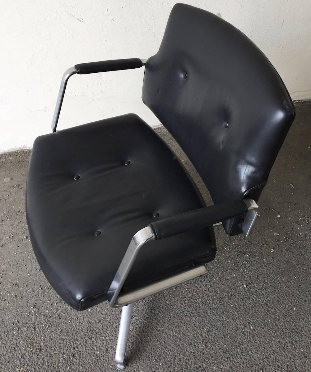Rare Fabricius and Kastholm FK84 Lounge Chair In Good Condition For Sale In Munich, DE
