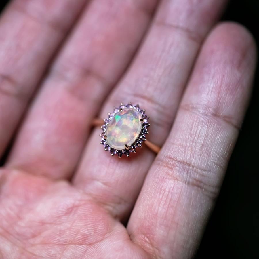 Rare Faceted Mexican Fire Opal Amethyst Engagement Halo Ring 18K Yellow Gold In New Condition For Sale In Suwanee, GA