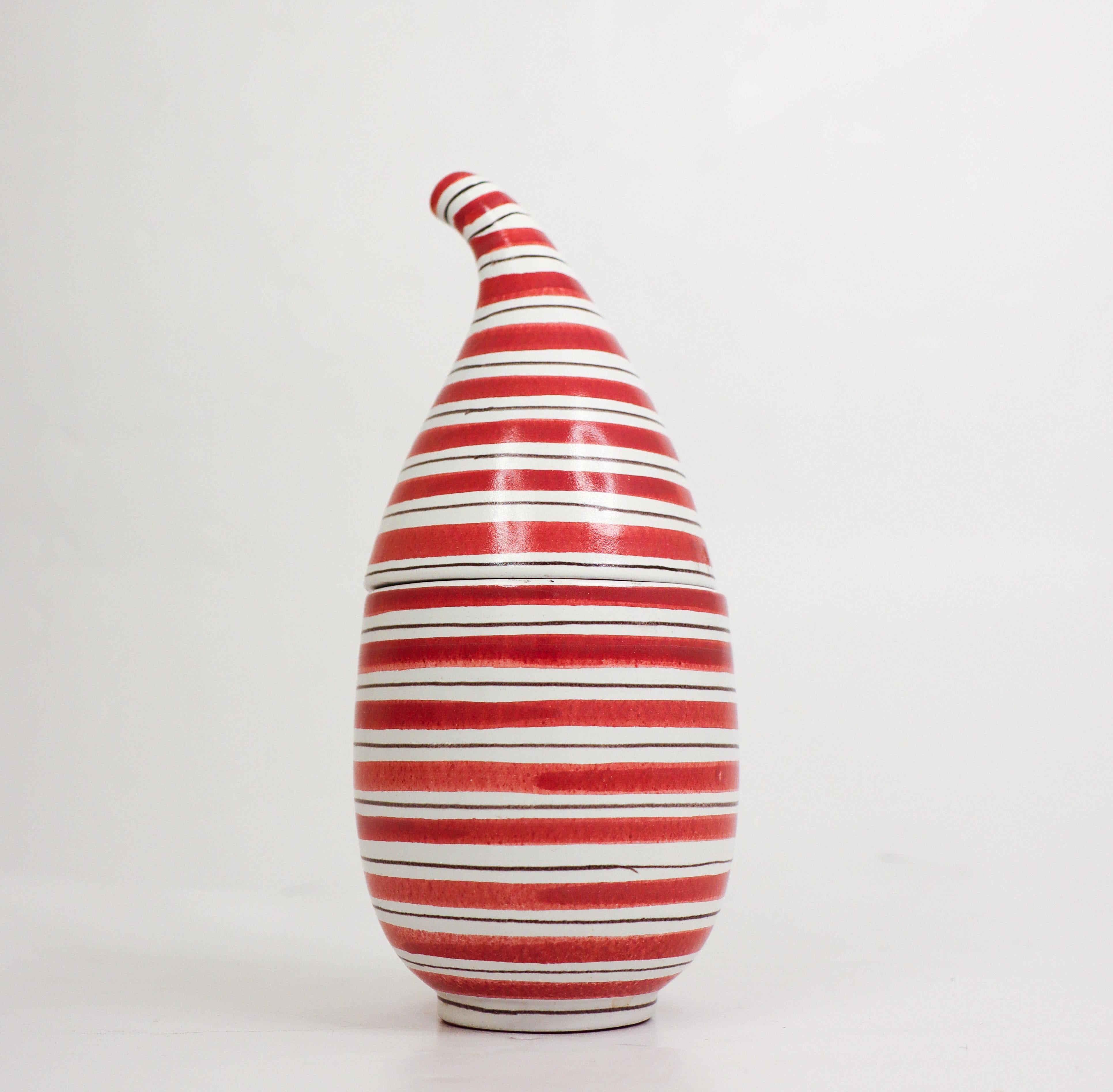 Swedish Rare Faience Lidded Bowl Red & White striped Stig Lindberg - Gustavsberg 1950s For Sale