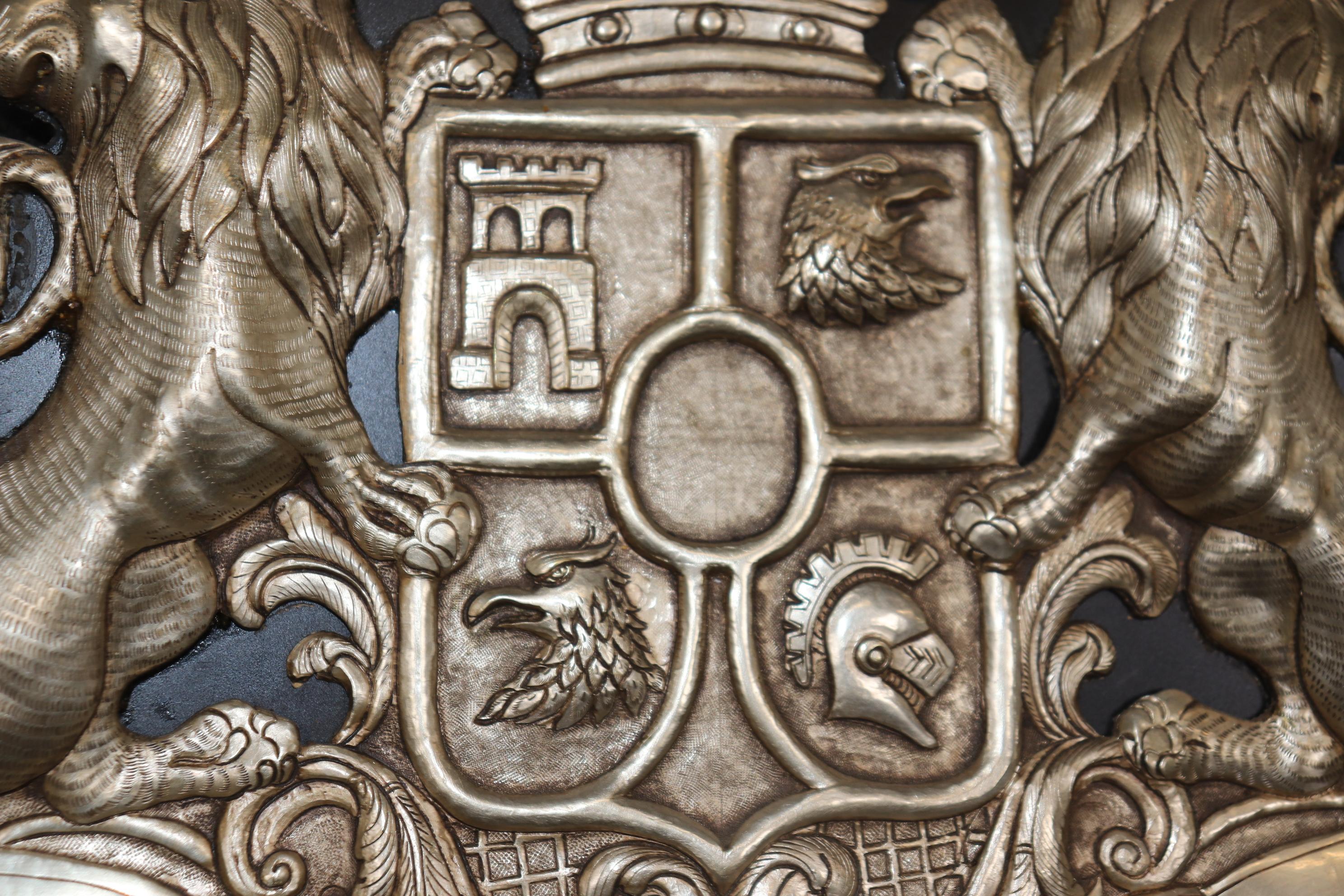 Rare Familial Coat of Arms Nickel Plated Cladded Wooden English Mirror For Sale 2