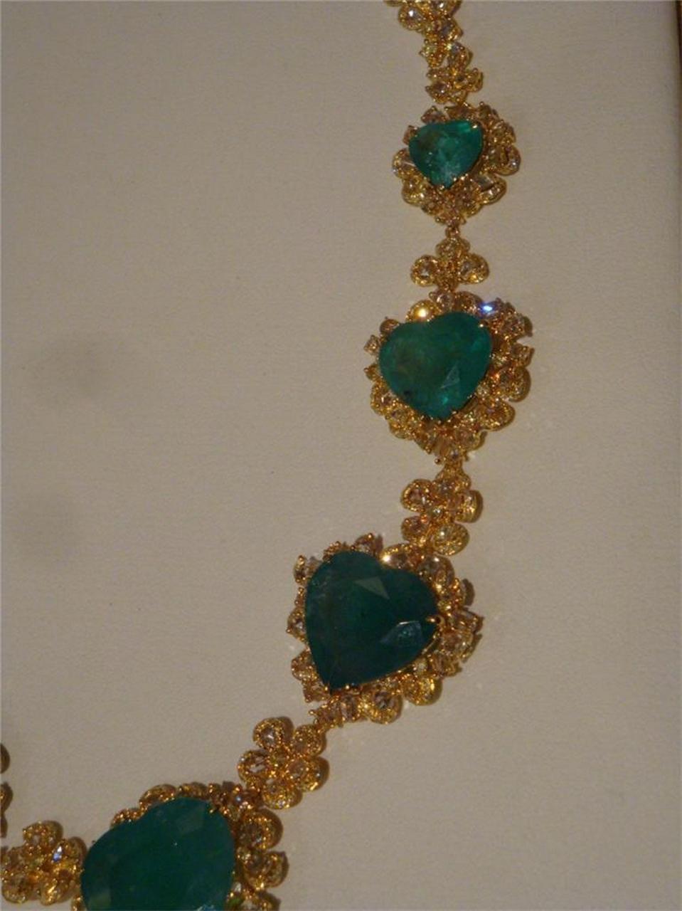 Seltene Fancy 18KT wunderschöne 140 Karat Herz-Smaragd-Gelb-Diamant-Tropfen-Halskette (Rundschliff) im Angebot