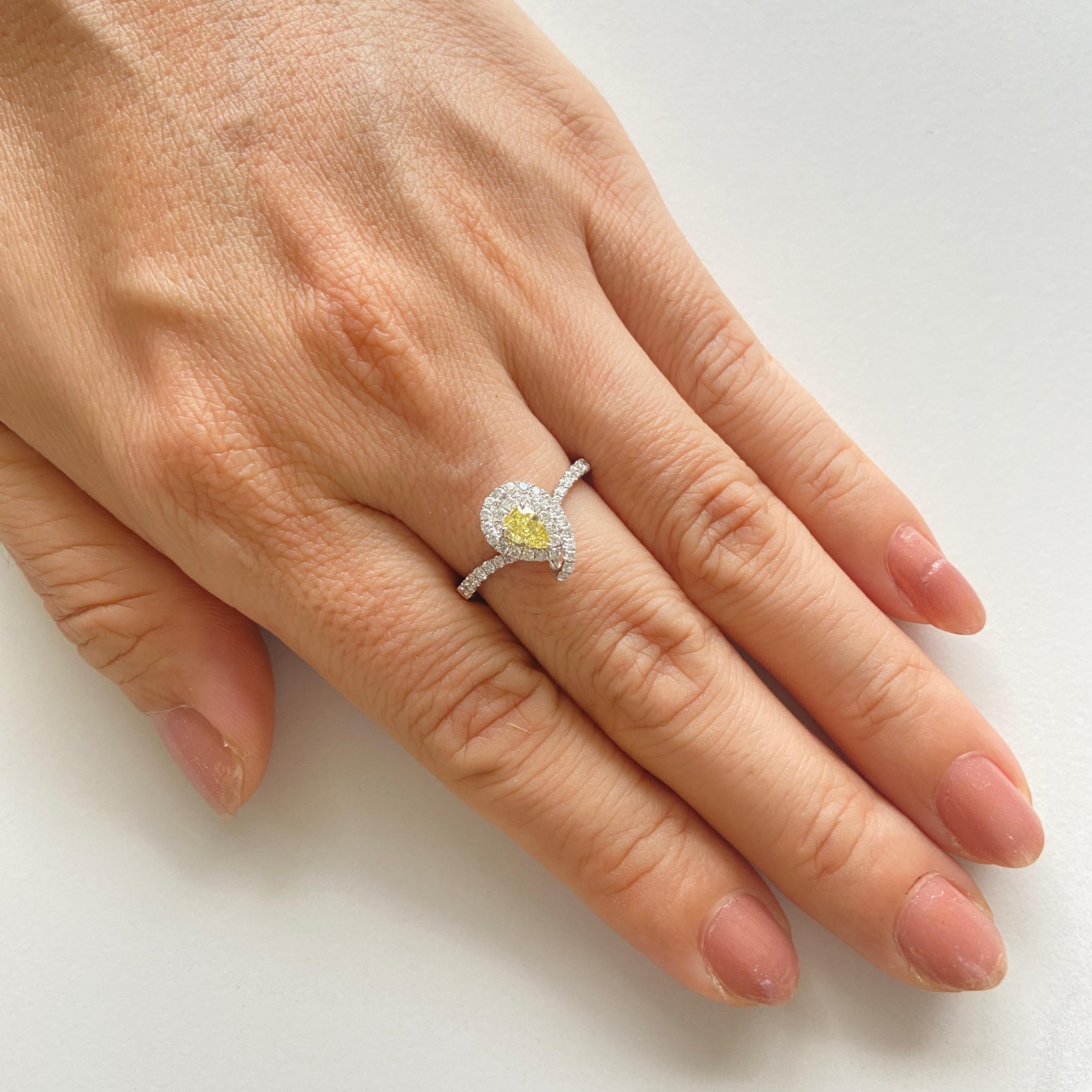 Contemporary Rare Fancy Intense Yellow and White diamond ring For Sale