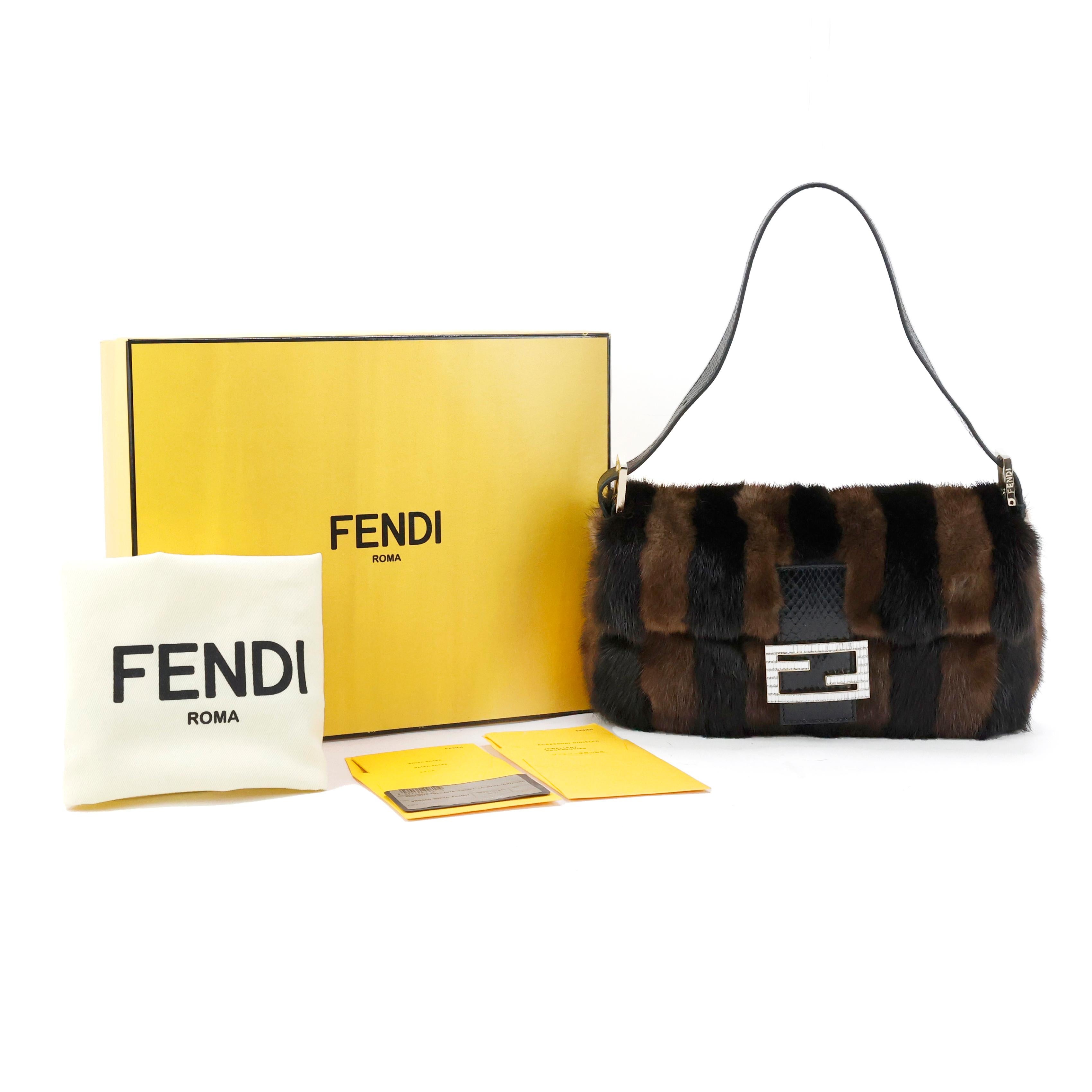 Rare Fendi Baguette in Fur + Snake leather crystal embellished logo In New Condition For Sale In Bressanone, IT