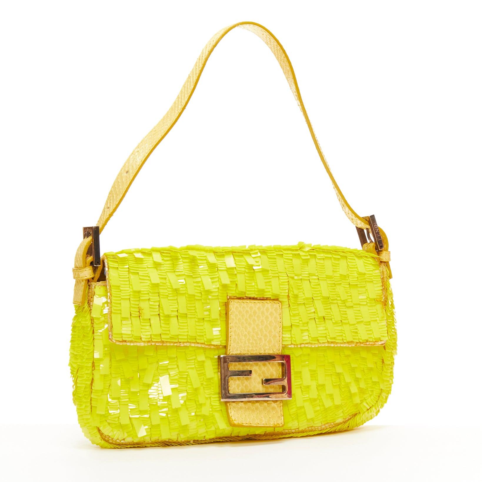 rare FENDI Baguette neon yellow sequin scaled leather FF buckle shoulder bag In Good Condition In Hong Kong, NT