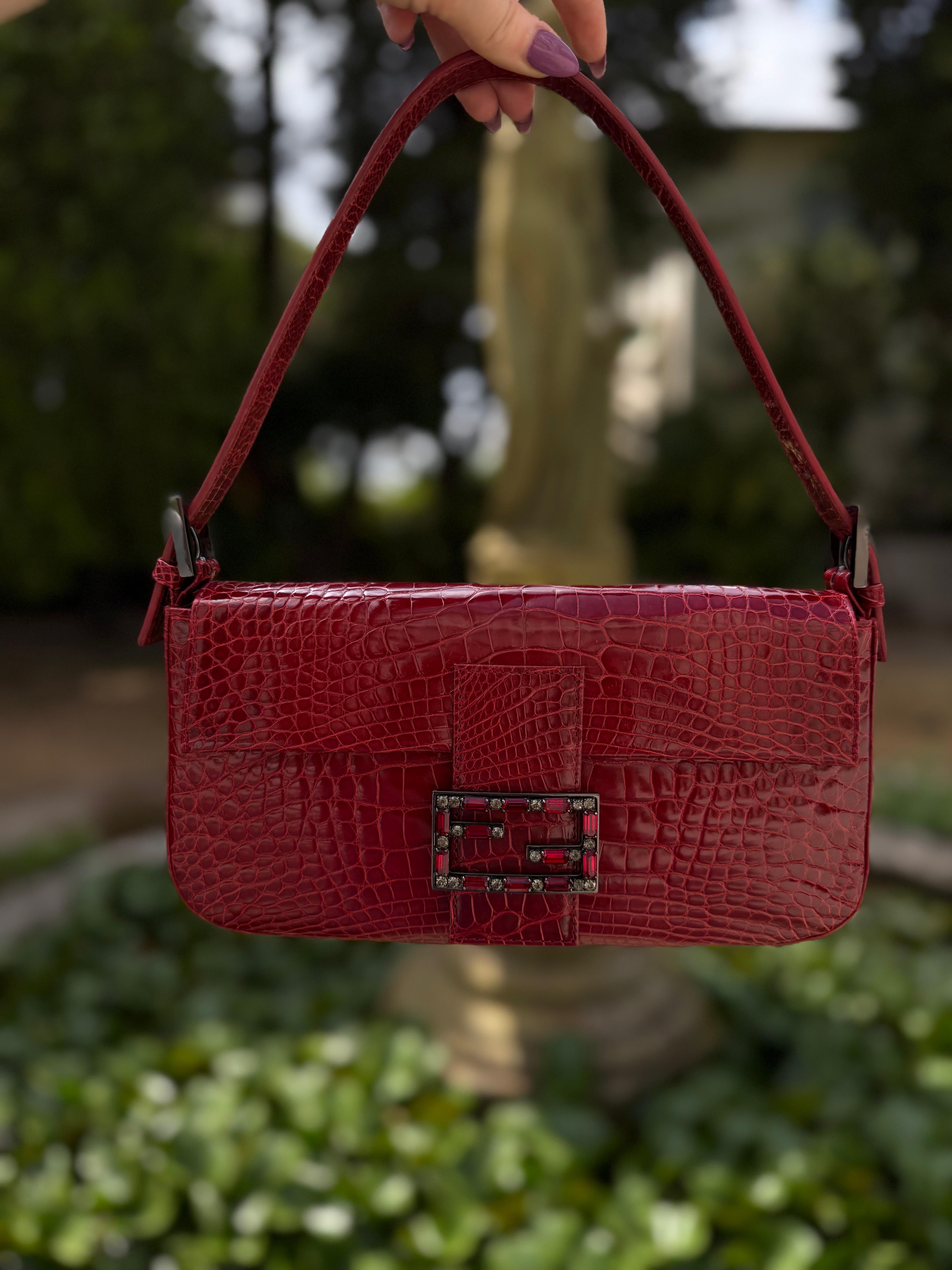 Rare sac baguette vintage iconique en peau de crocodile de Fendi Excellent état - En vente à NICE, FR
