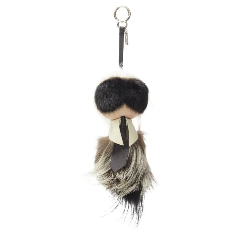 raro llavero FENDI Karlito 2014 Large limitado bolso de piel de zorro rosa visón charm