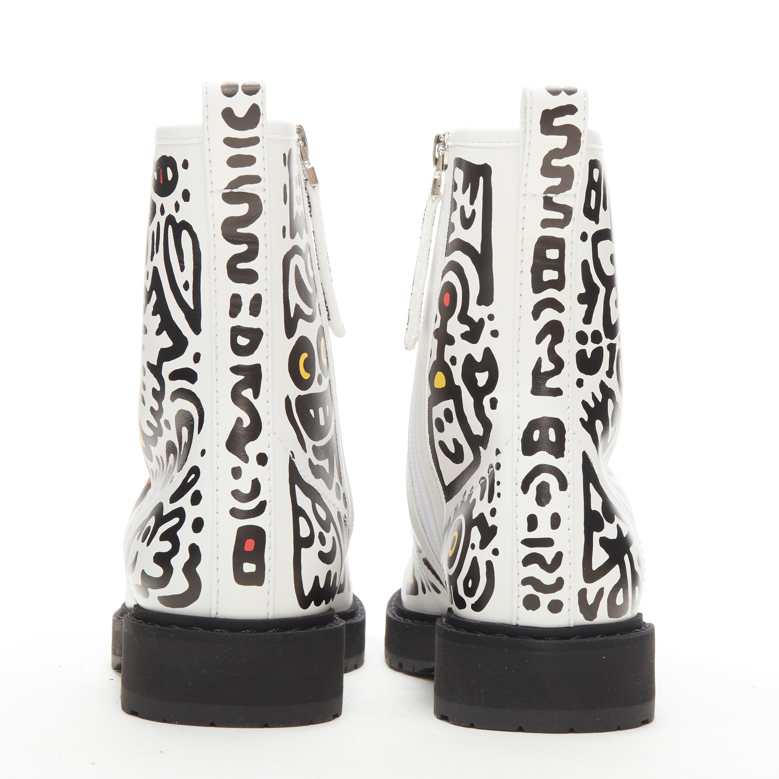 rare FENDI MR DOODLE white logo graffiti print laced combat ankle boot EU36 In Excellent Condition For Sale In Hong Kong, NT
