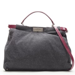 Rare sac à bandoulière FENDI Peekaboo en laine grise et cuir texturé bordeaux