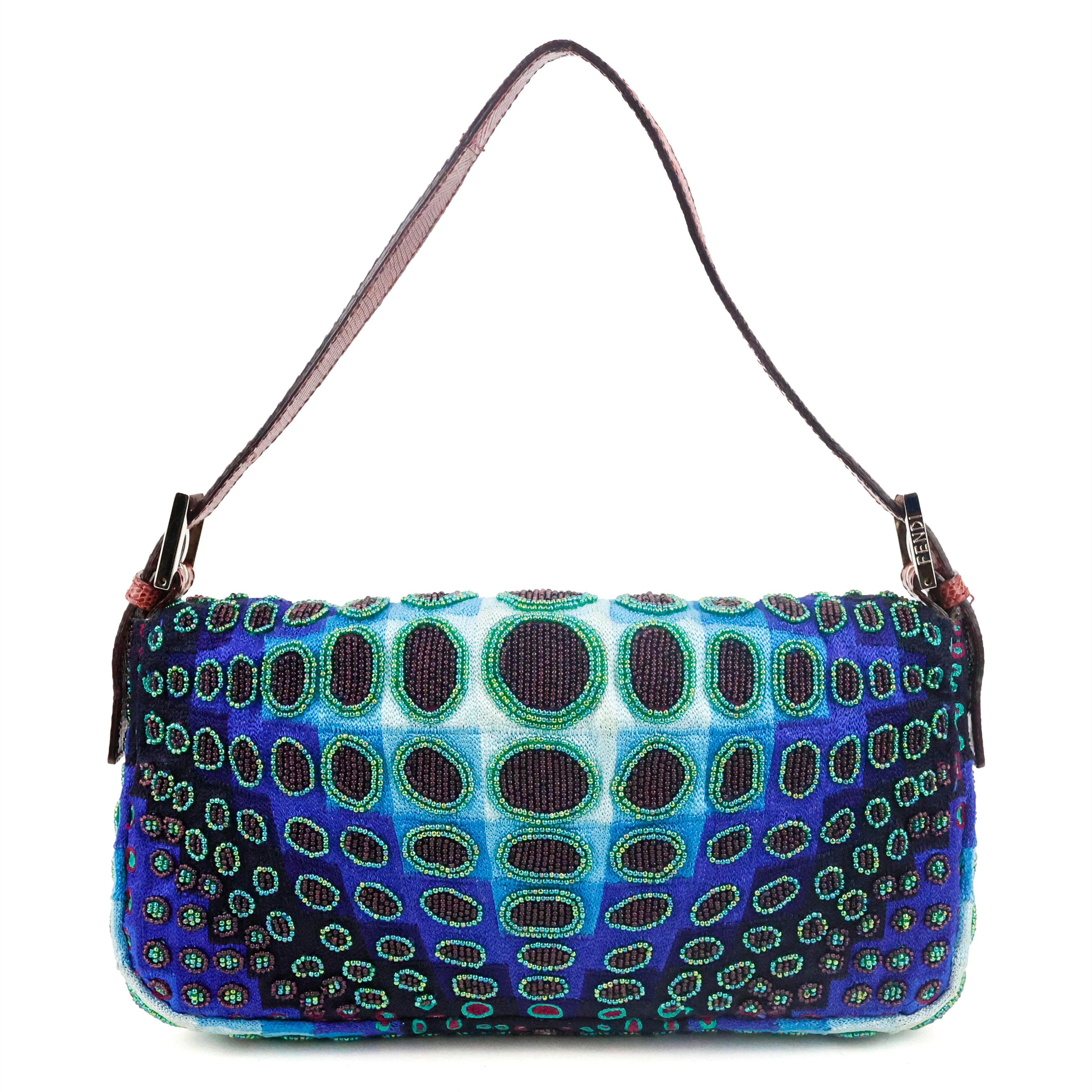 Fendi Vasarely baguette entirely embroidered with circular motifs evoking the works of Victor Vasarely. With parts in purple-pink lizard leather, green silk interior. Double F clasp embellished with a natural Malachite stone. Stunning and unique