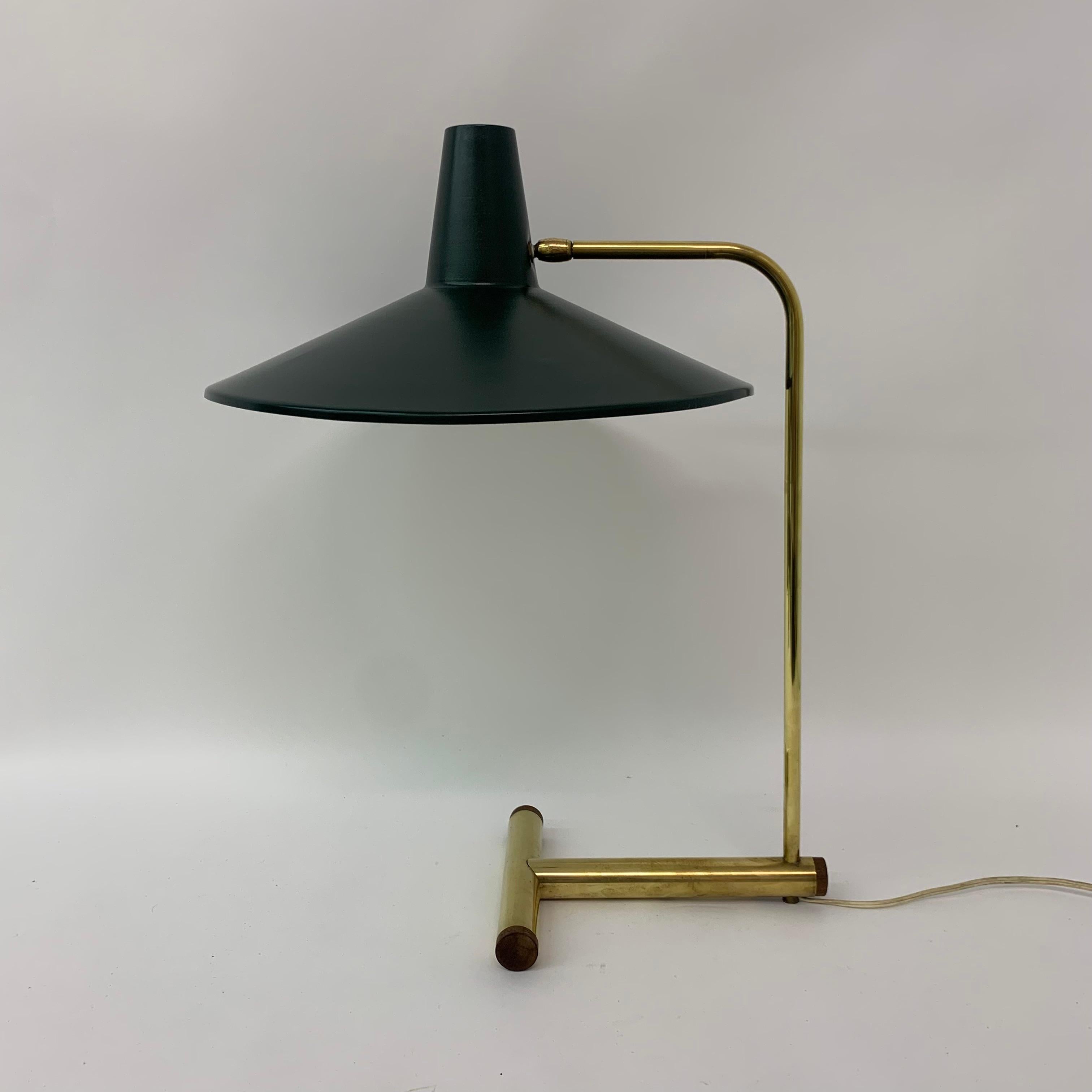 Rare Fifties Brass Table Lamp, 1950s For Sale 4