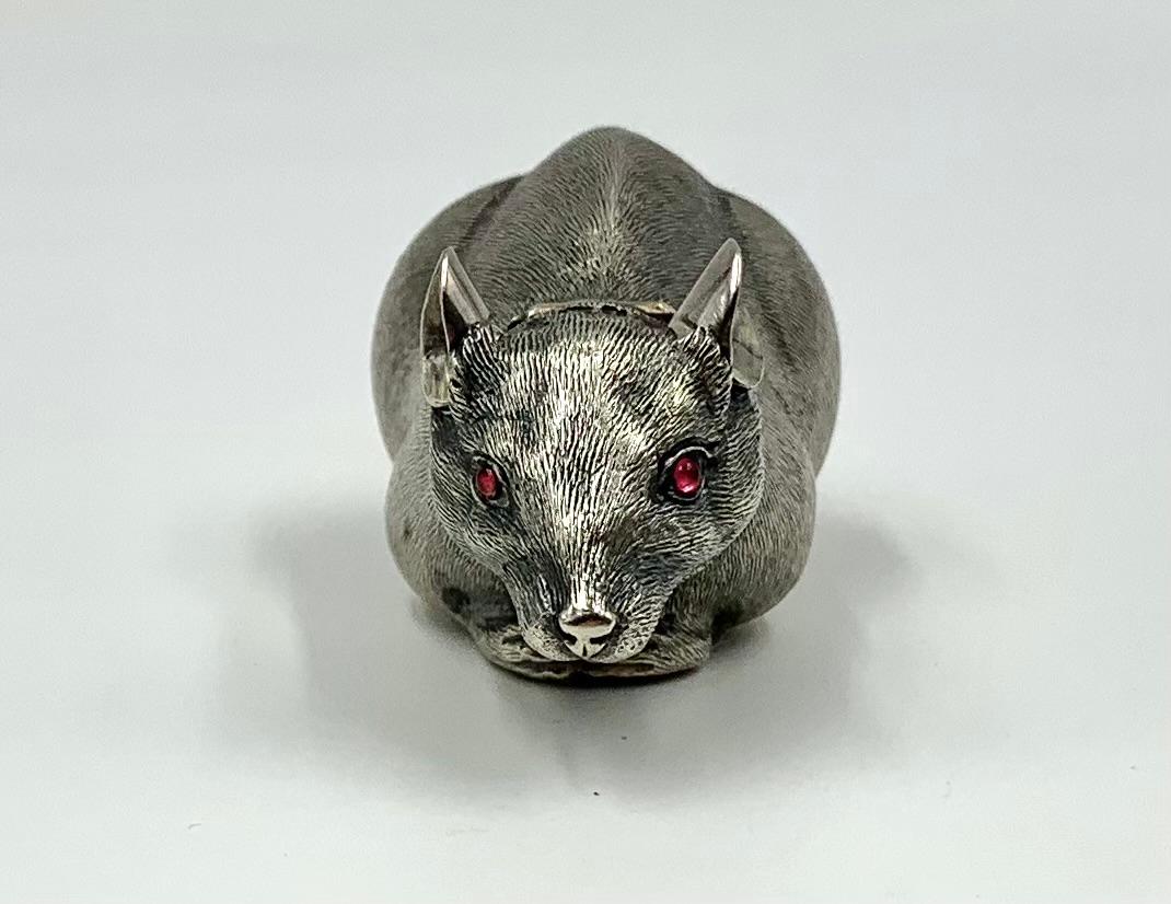 Rare Figural Antique English Sterling Silver Mouse with Ruby Eyes Snuff Box 1884 8