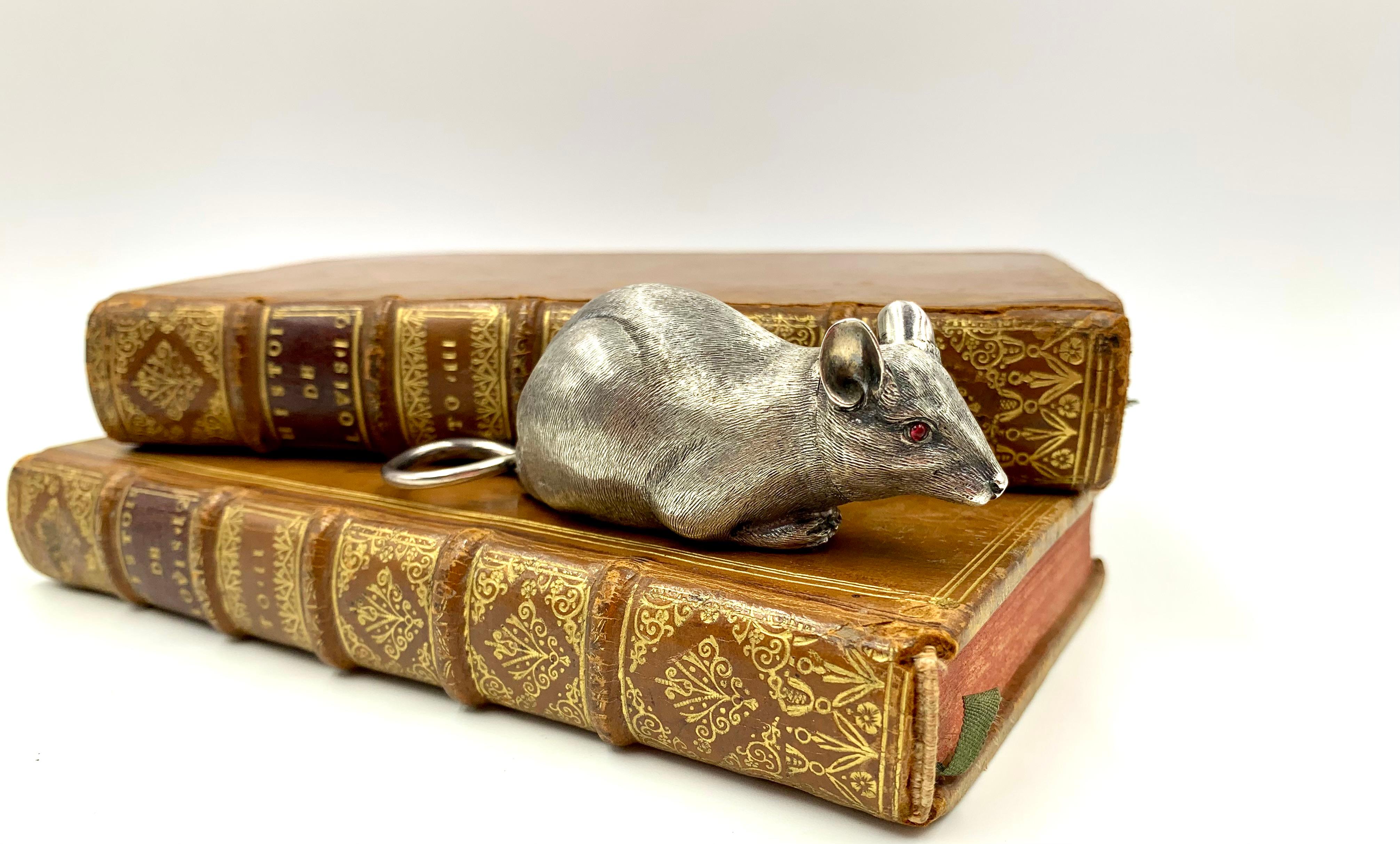 Rare Figural Antique English Sterling Silver Mouse with Ruby Eyes Snuff Box 1884 12