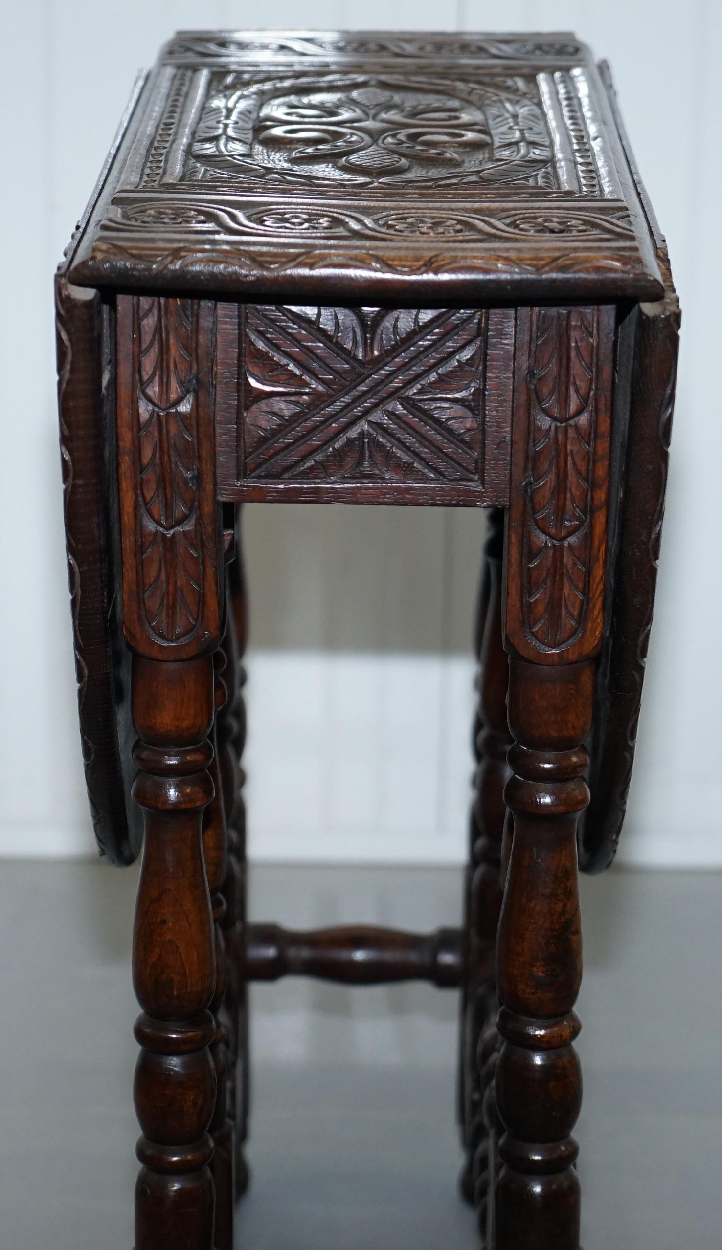 Oak Rare Find Georgian Hand-Carved Gate Leg Small Occasional Side Table Folding