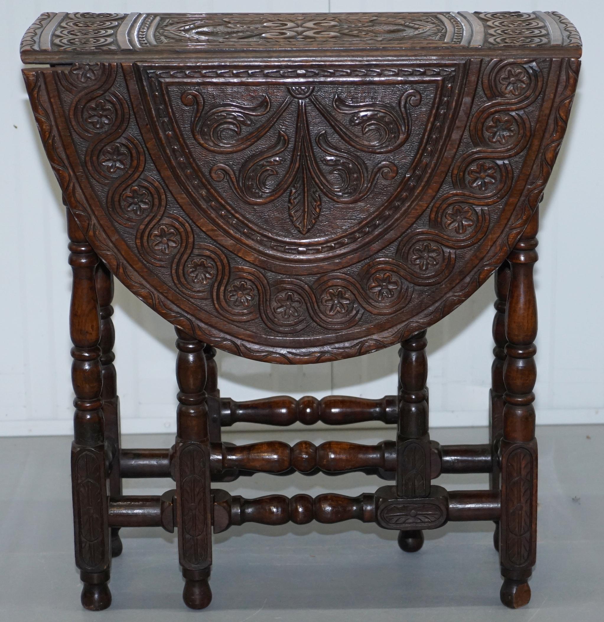 Rare Find Georgian Hand-Carved Gate Leg Small Occasional Side Table Folding 1