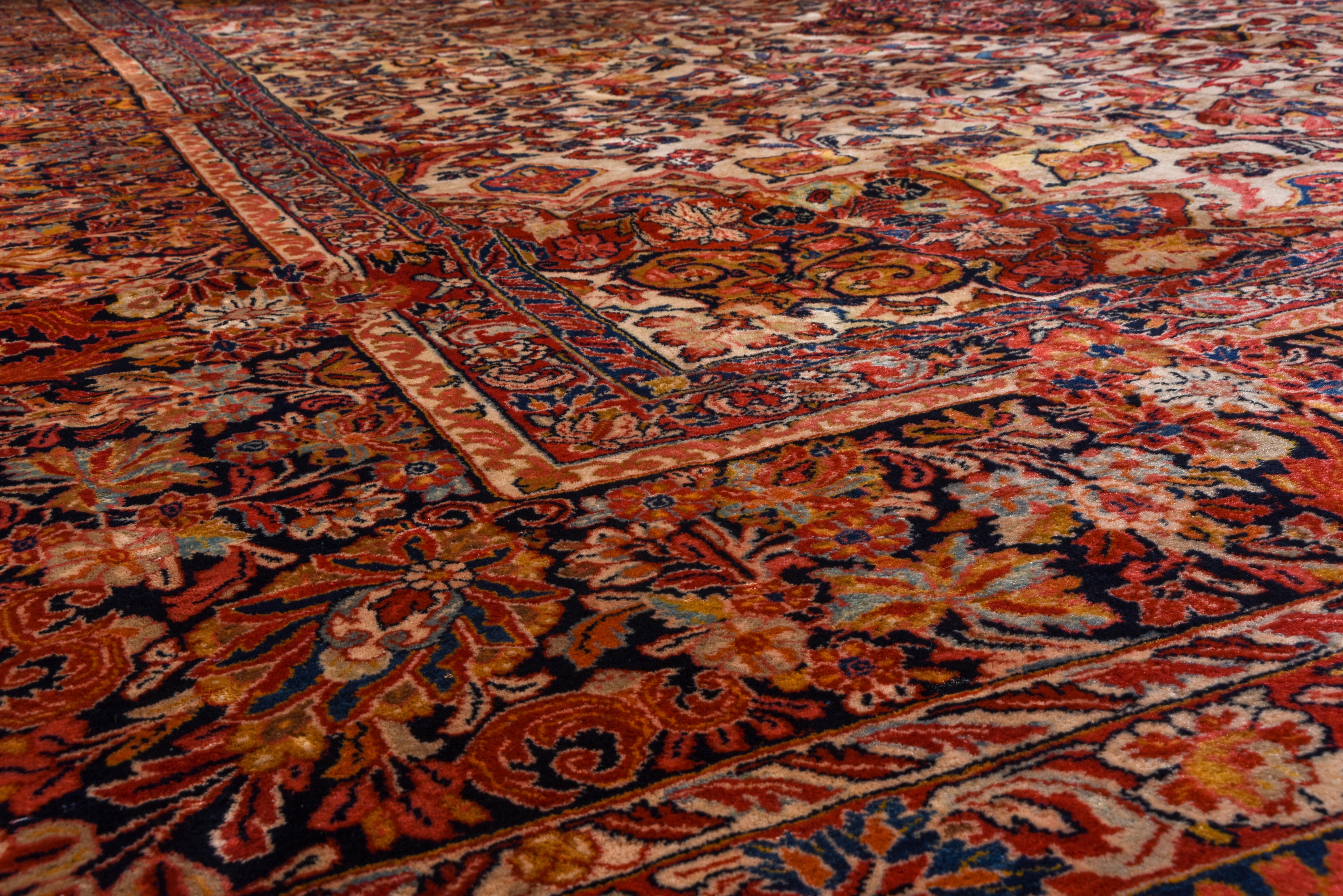 Sarouk Farahan Rare and Fine Antique Persian Sarouk Carpet, Ivory Field, circa 1940s For Sale