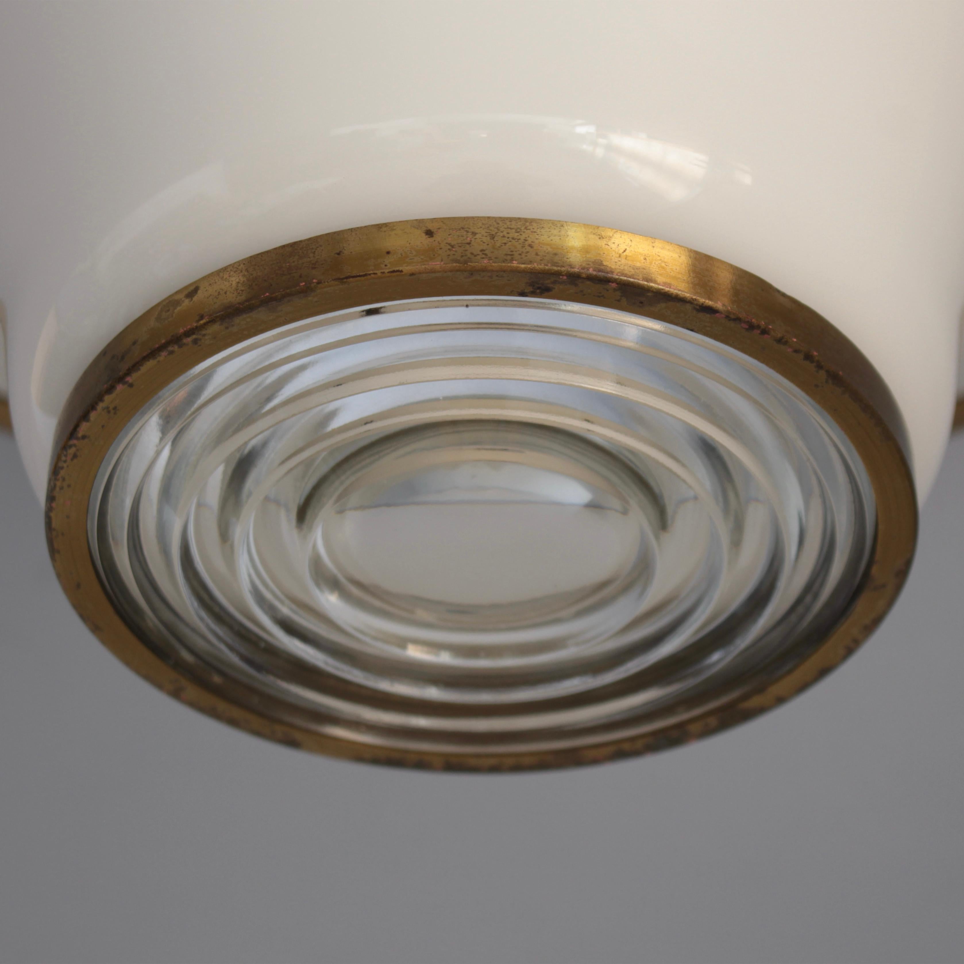 Rare support encastré Art Déco français en verre et laiton de Jean Perzel en vente 2