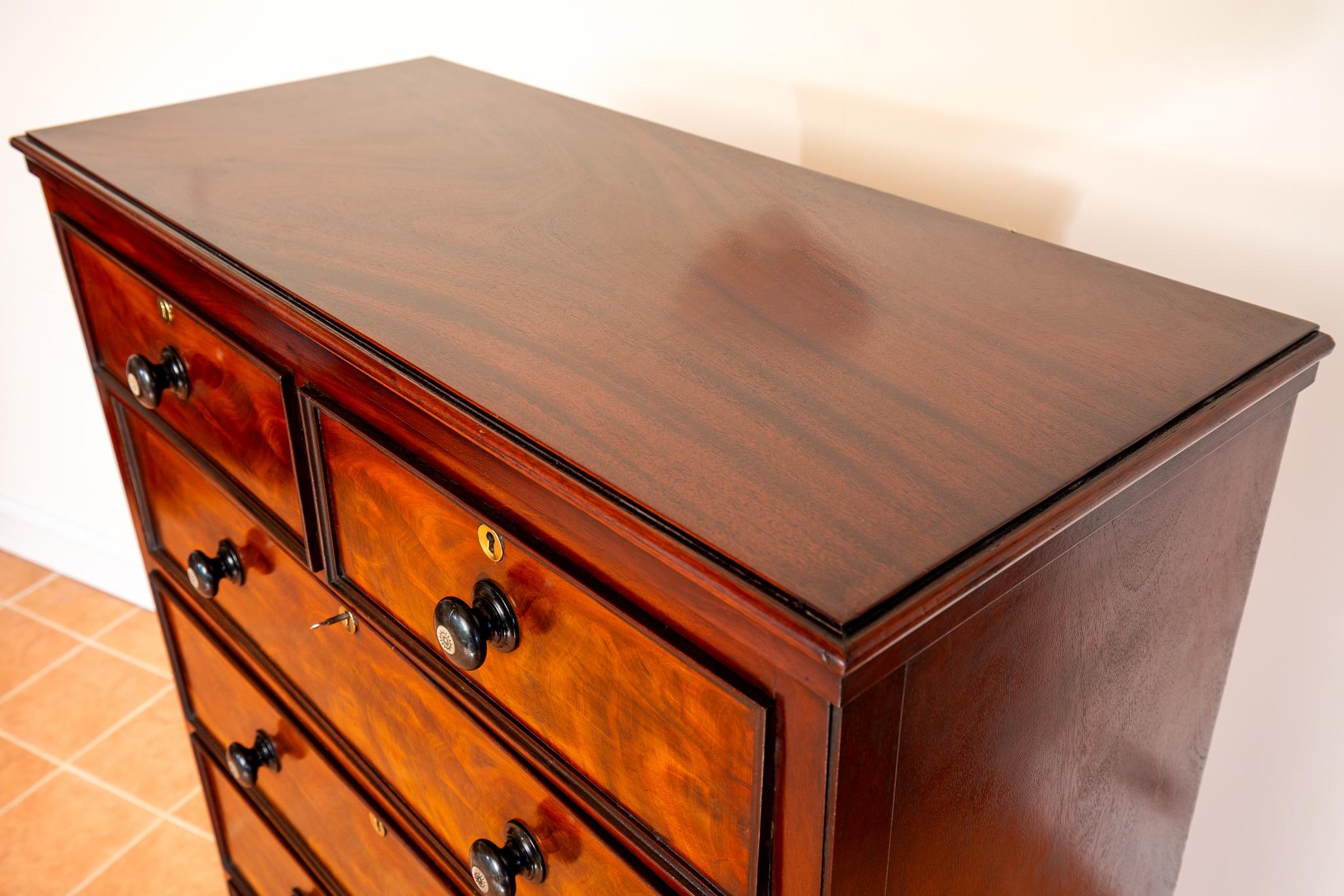 Hand-Carved Rare Fine Tall Chest Of Drawers Flame Mahogany 19th Century Victorian 7 Drawers For Sale