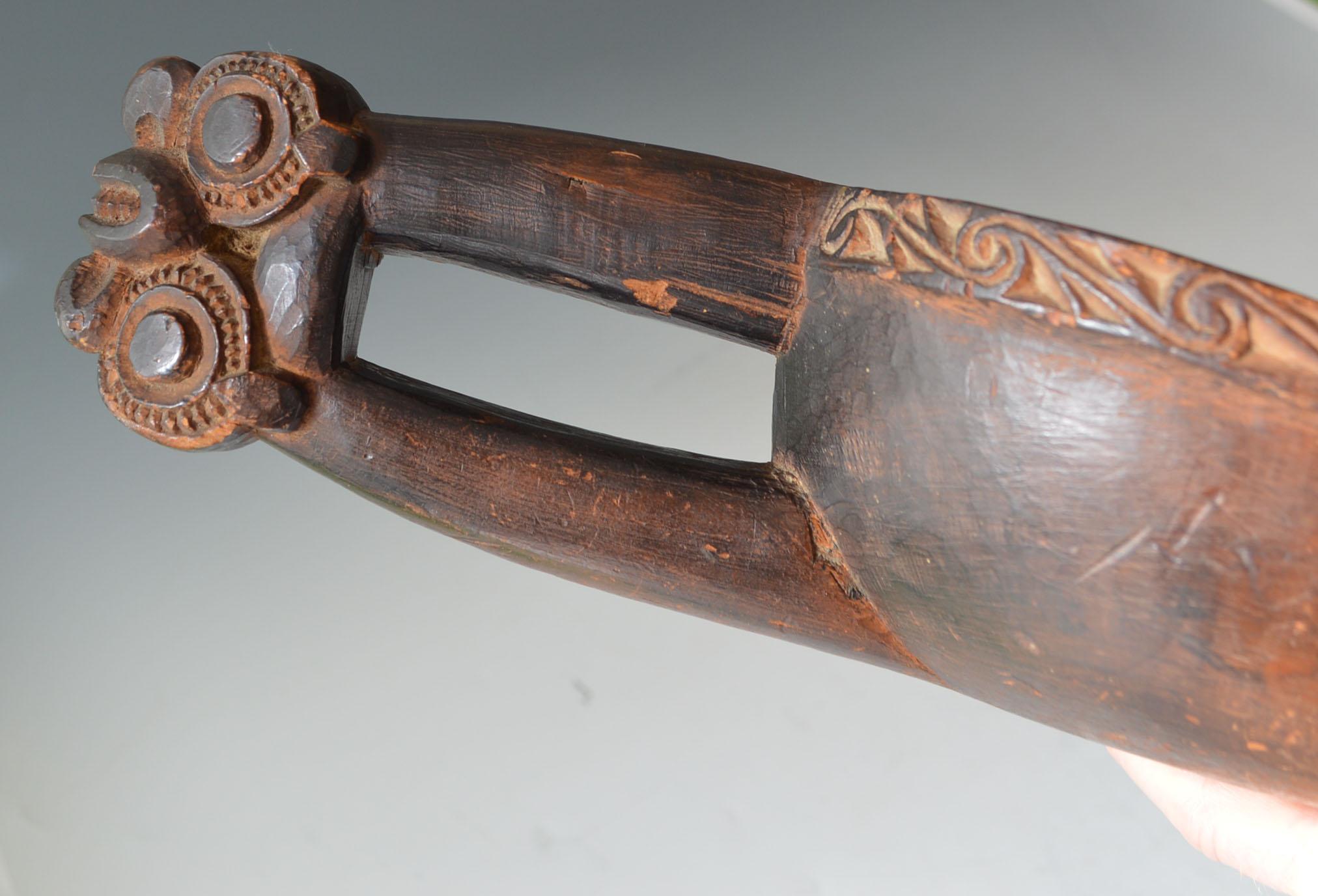 Wood Rare Finely Carved Maori Canoe Bailer Oceanic Polynesian tribal  Art For Sale