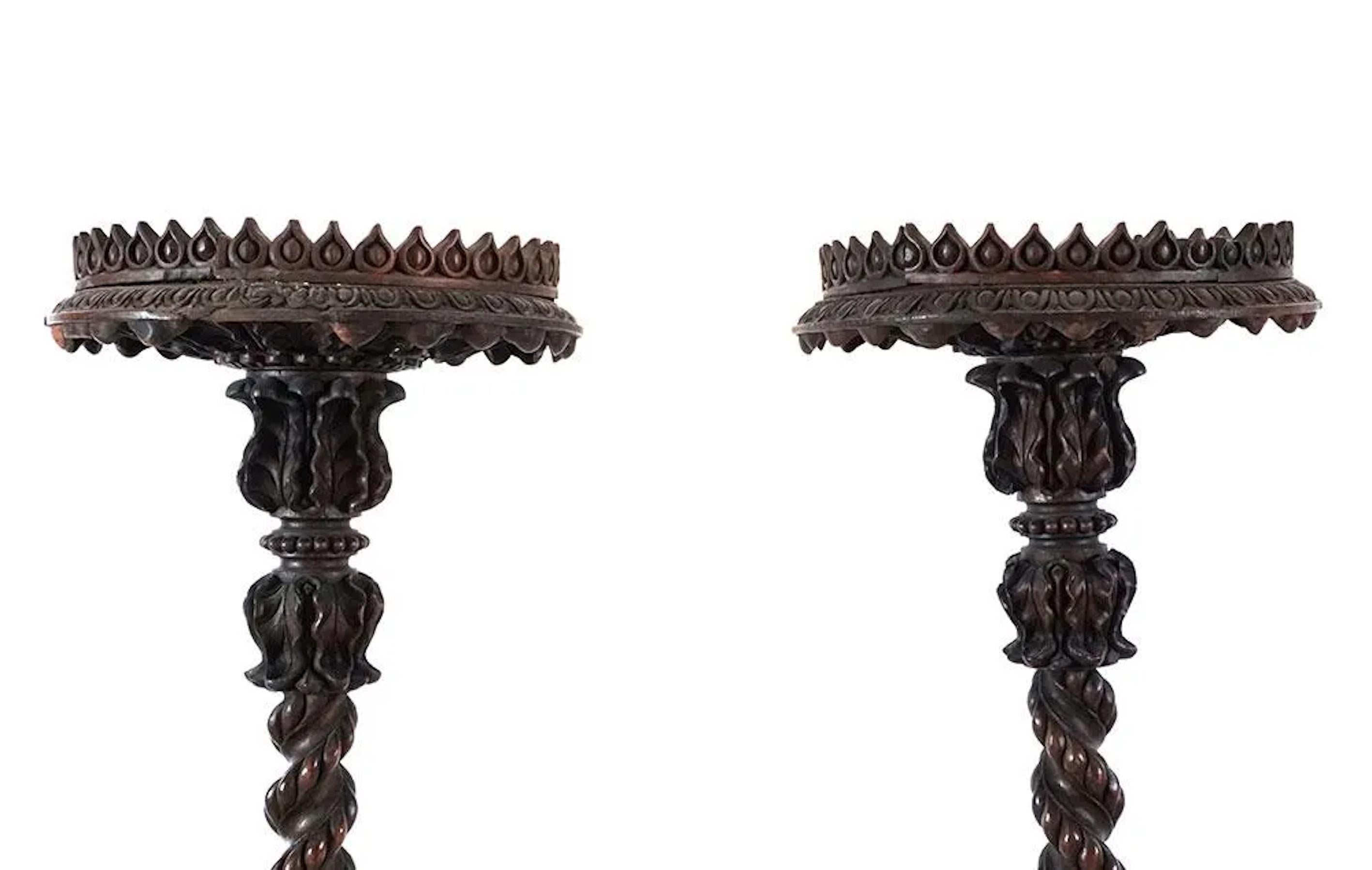 Rare Finely Carved Pair of Teak Anglo-Indian Torcheres  Jardinieres  For Sale 1