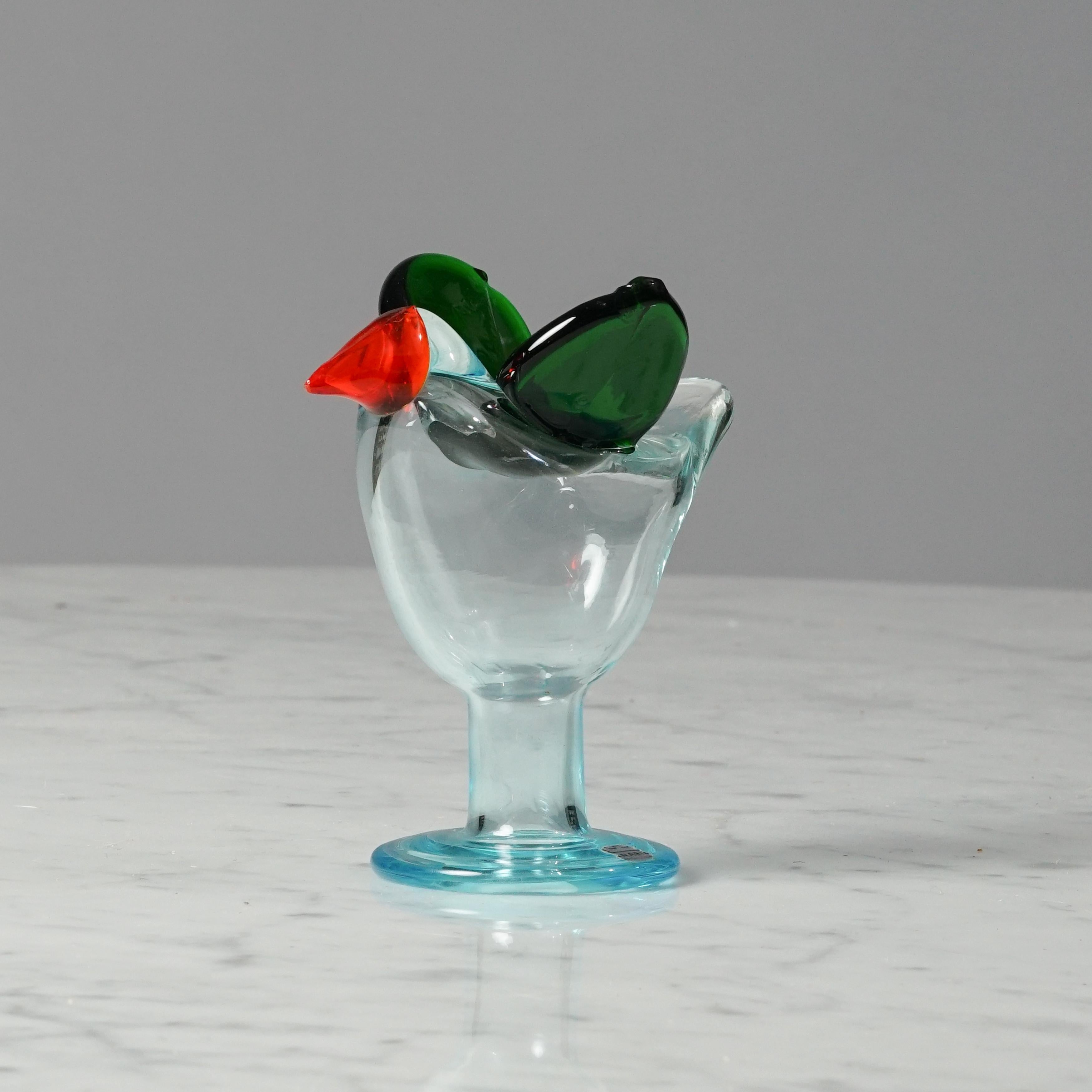 Rare Finnish blown glass bird sculpture model 