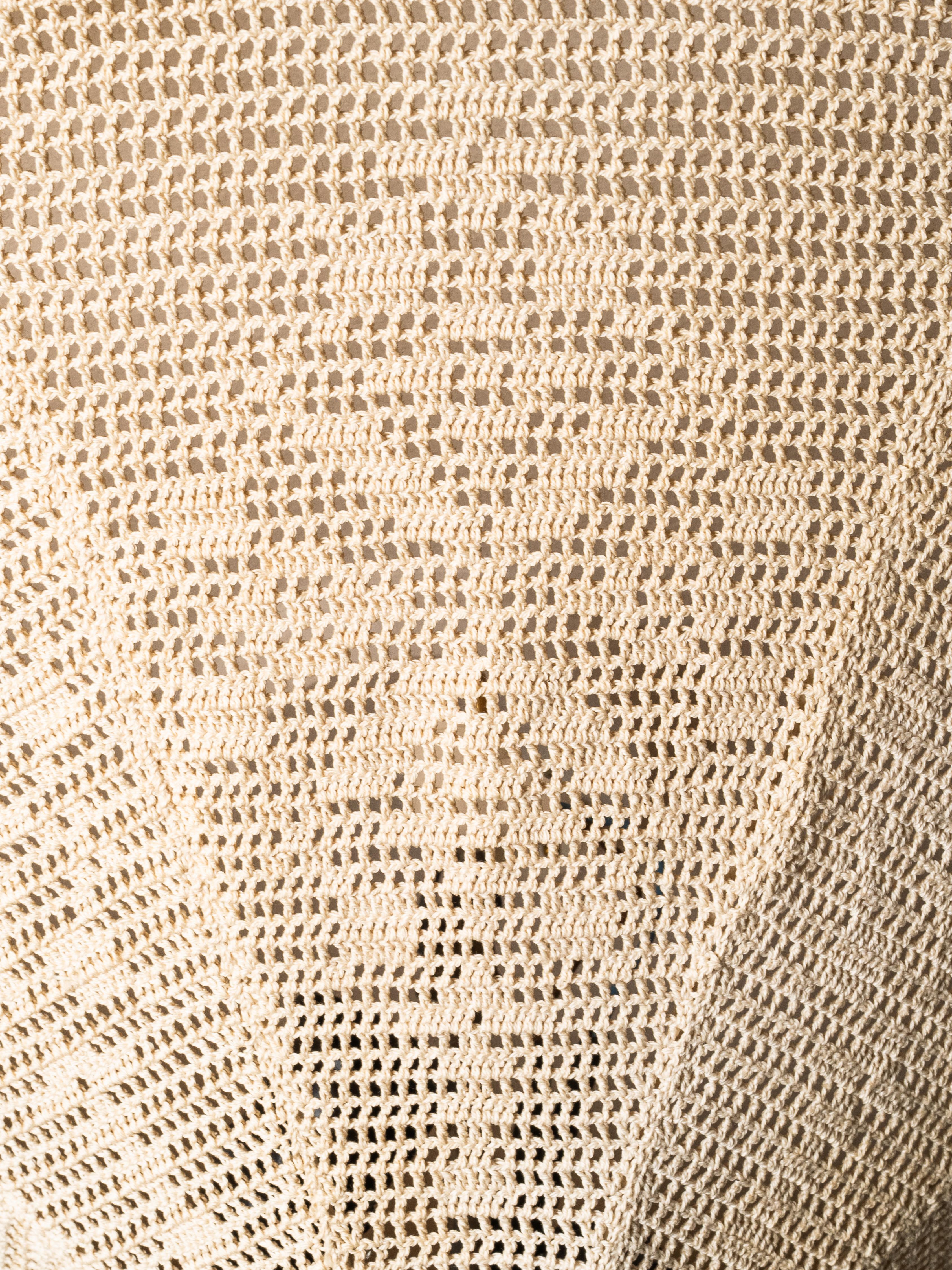 Seltene finnische Unterputzdose aus Messing und karelischer Stickerei, 1950er Jahre im Angebot 4