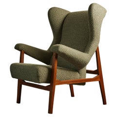 Lounge Chairs