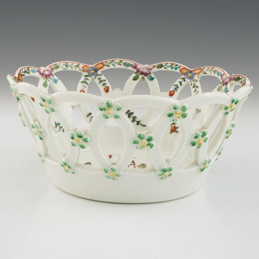 German Rare First Period Worcester Chinese Family Pattern Chestnut Basket, circa 1765 For Sale