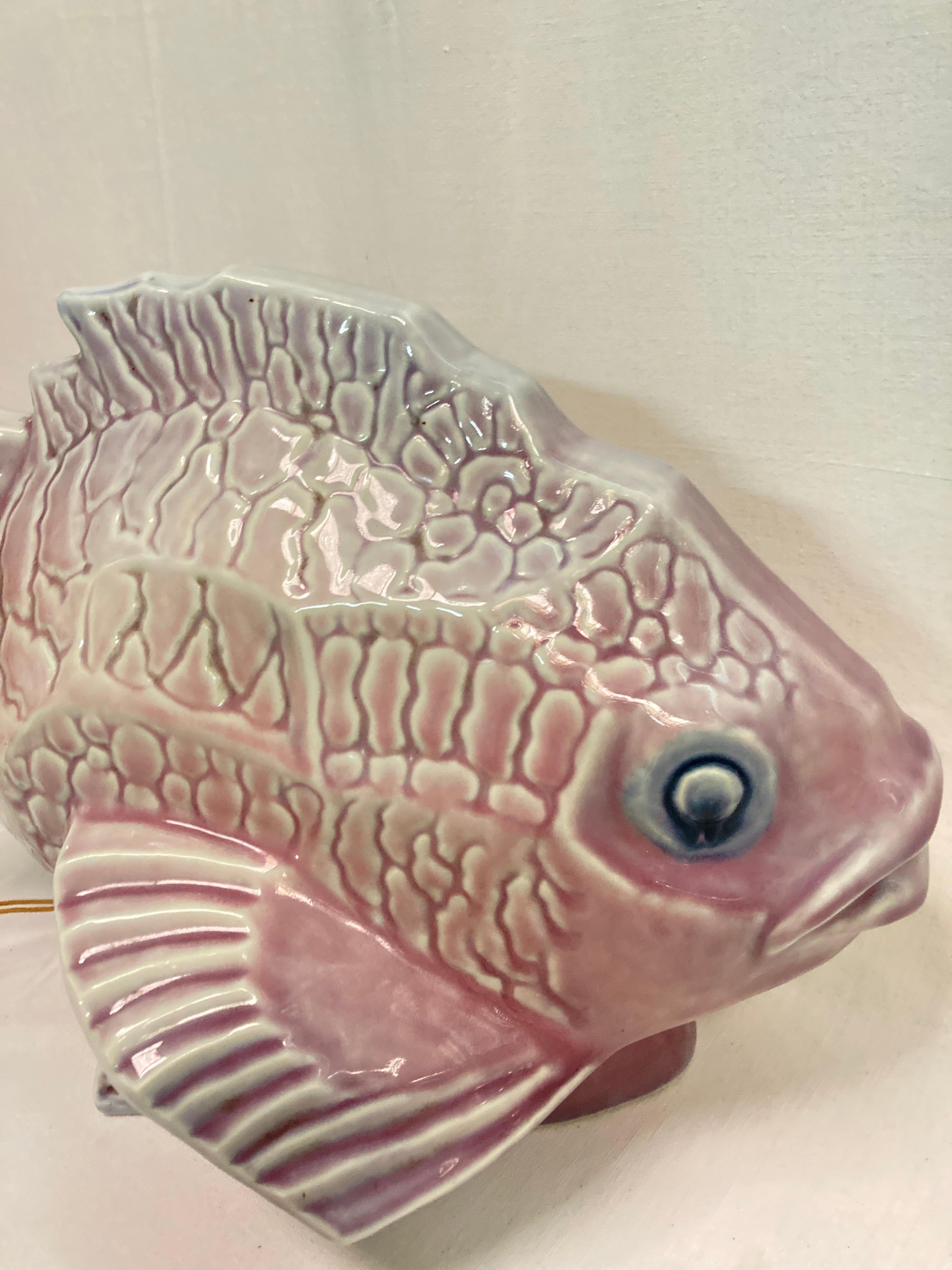 Seltene Nachtleuchte „Fish“ aus Porzellan von Manufacture Nationale de Sevres (Französisch) im Angebot
